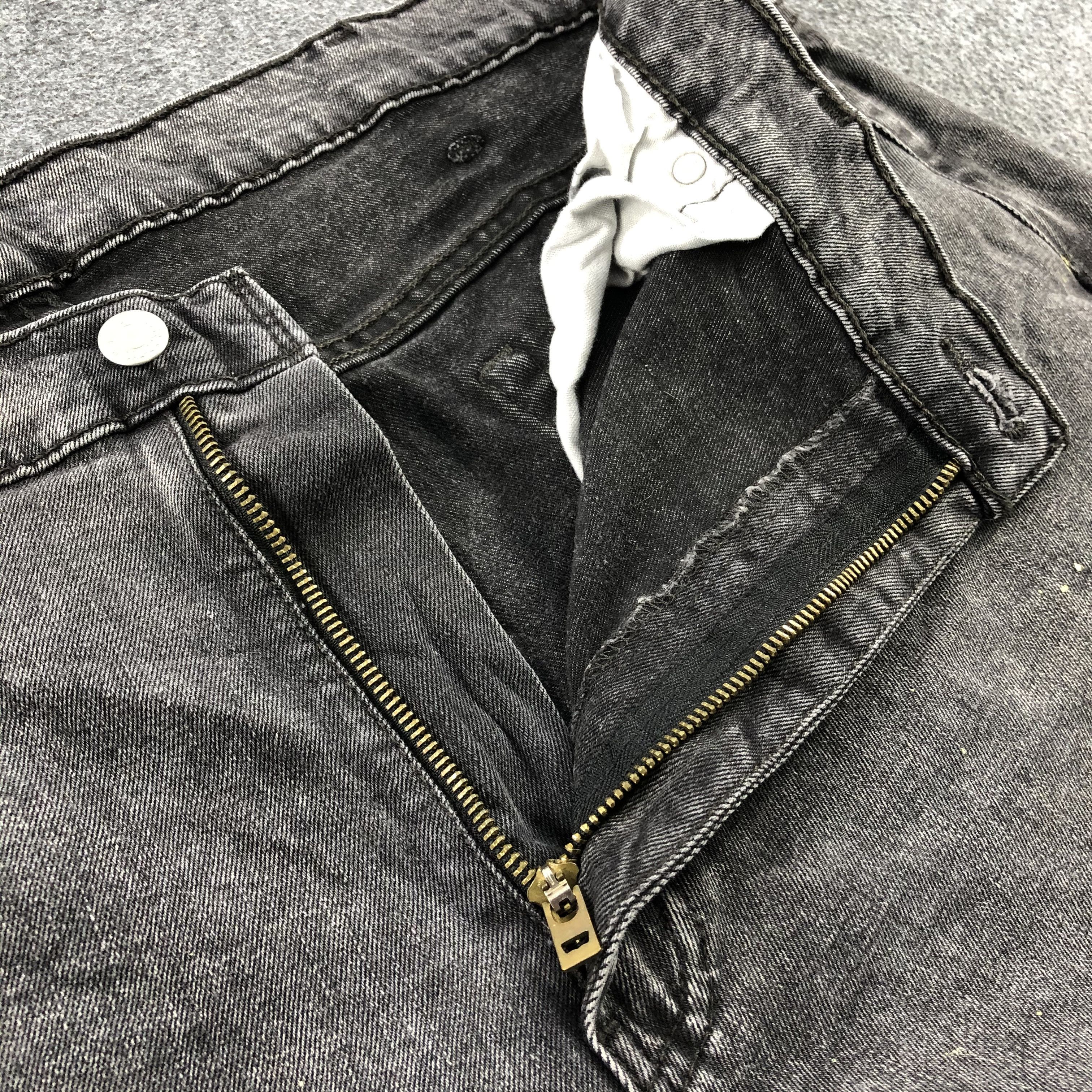 Levi's × Vintage Vintage Levis 569 Faded Black Jeans-JM1712 Size US 41 - 8 Thumbnail