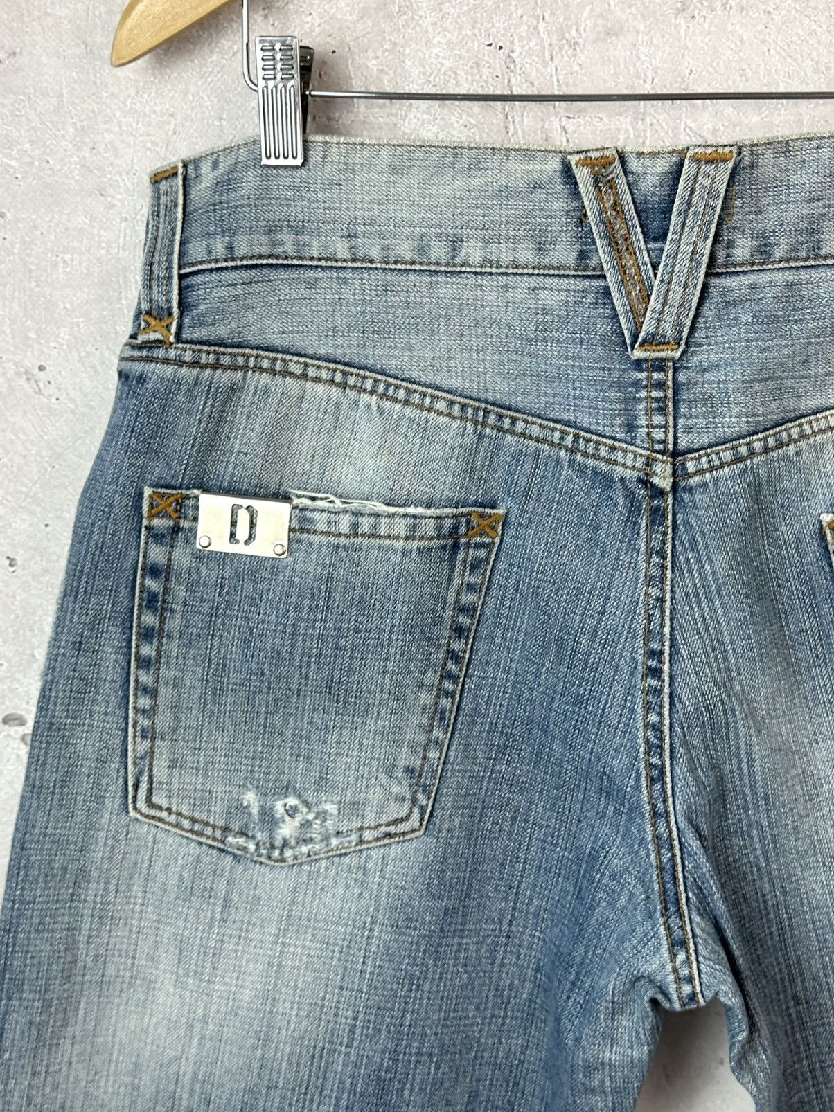 Dolce & Gabbana DG Vintage Dolce&Gabbana Loose Distressed Cotton Logo Jeans Size US 34 / EU 50 - 12 Thumbnail