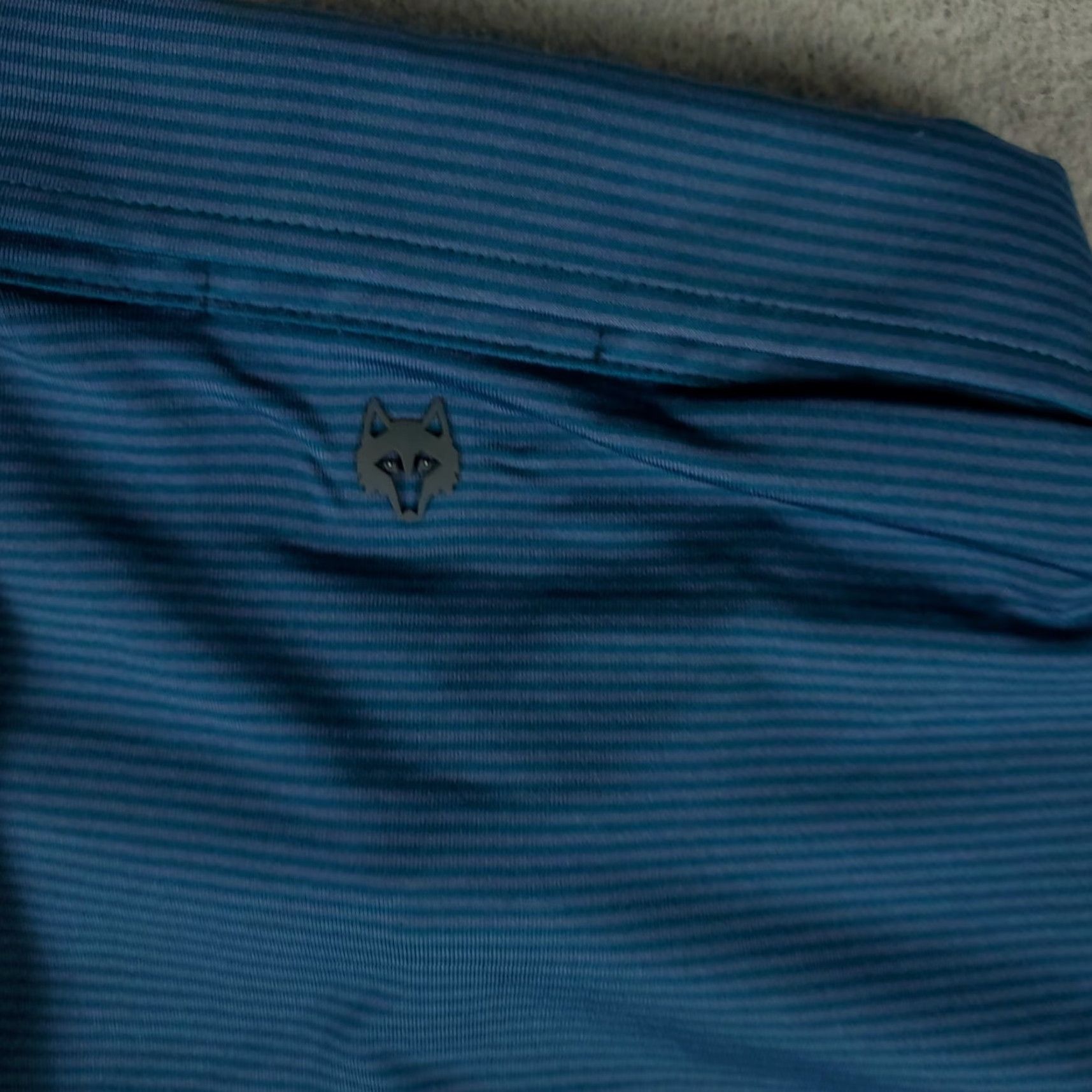 Vintage Greyson Polo Shirt Mens Size Large Blue Striped Wolf Golf Casual Short Sleeve Size US L / EU 52-54 / 3 - 4 Thumbnail