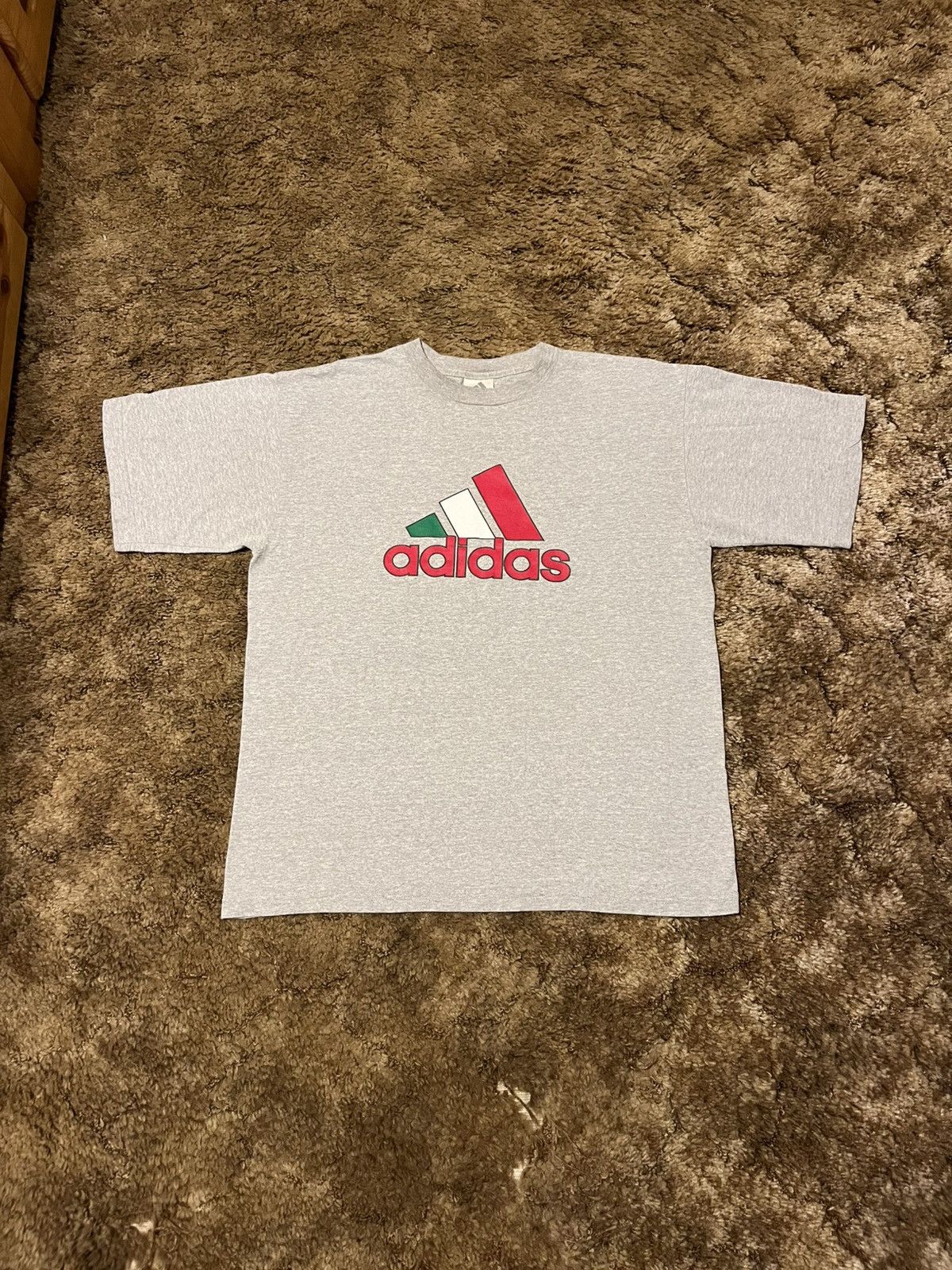 Adidas Vintage Y2K Adidas Green White Red Logo T-Shirt Large Size US L / EU 52-54 / 3 - 1 Thumbnail