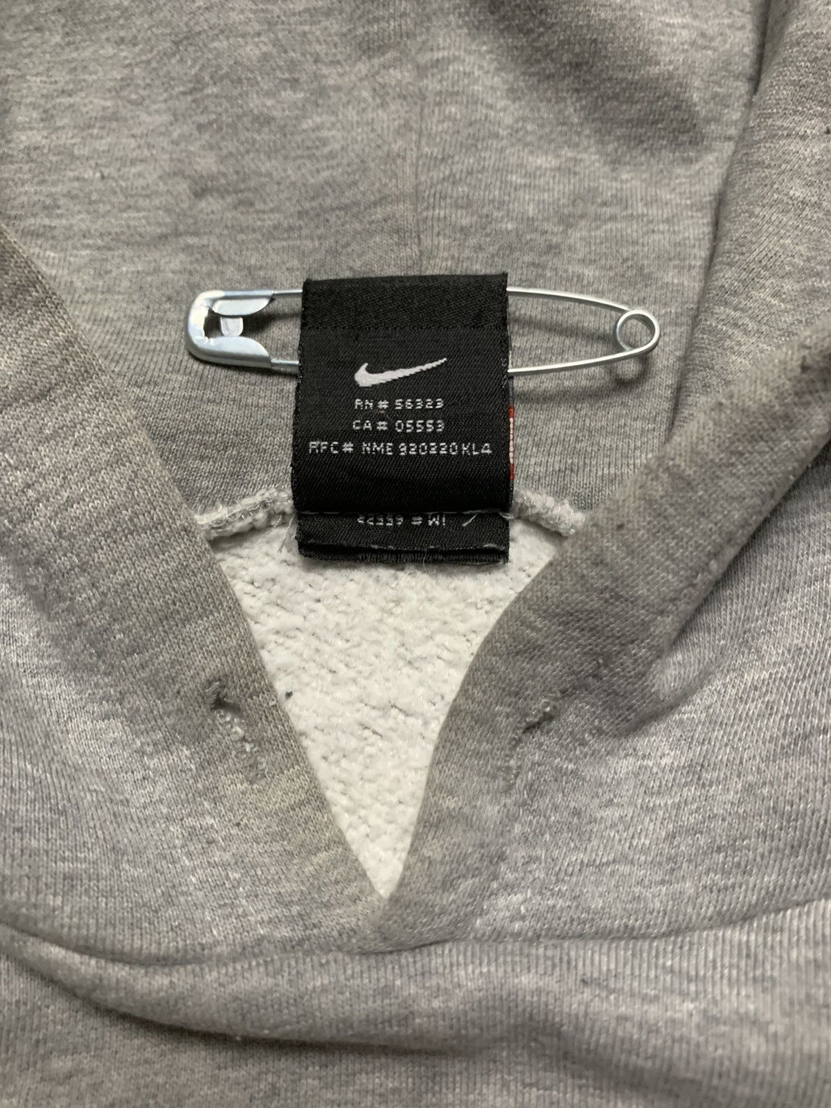 Nike Vintage 90’s Distressed Nike Center Logo Boxy Cut Tag Team Size US M / EU 48-50 / 2 - 5 Thumbnail