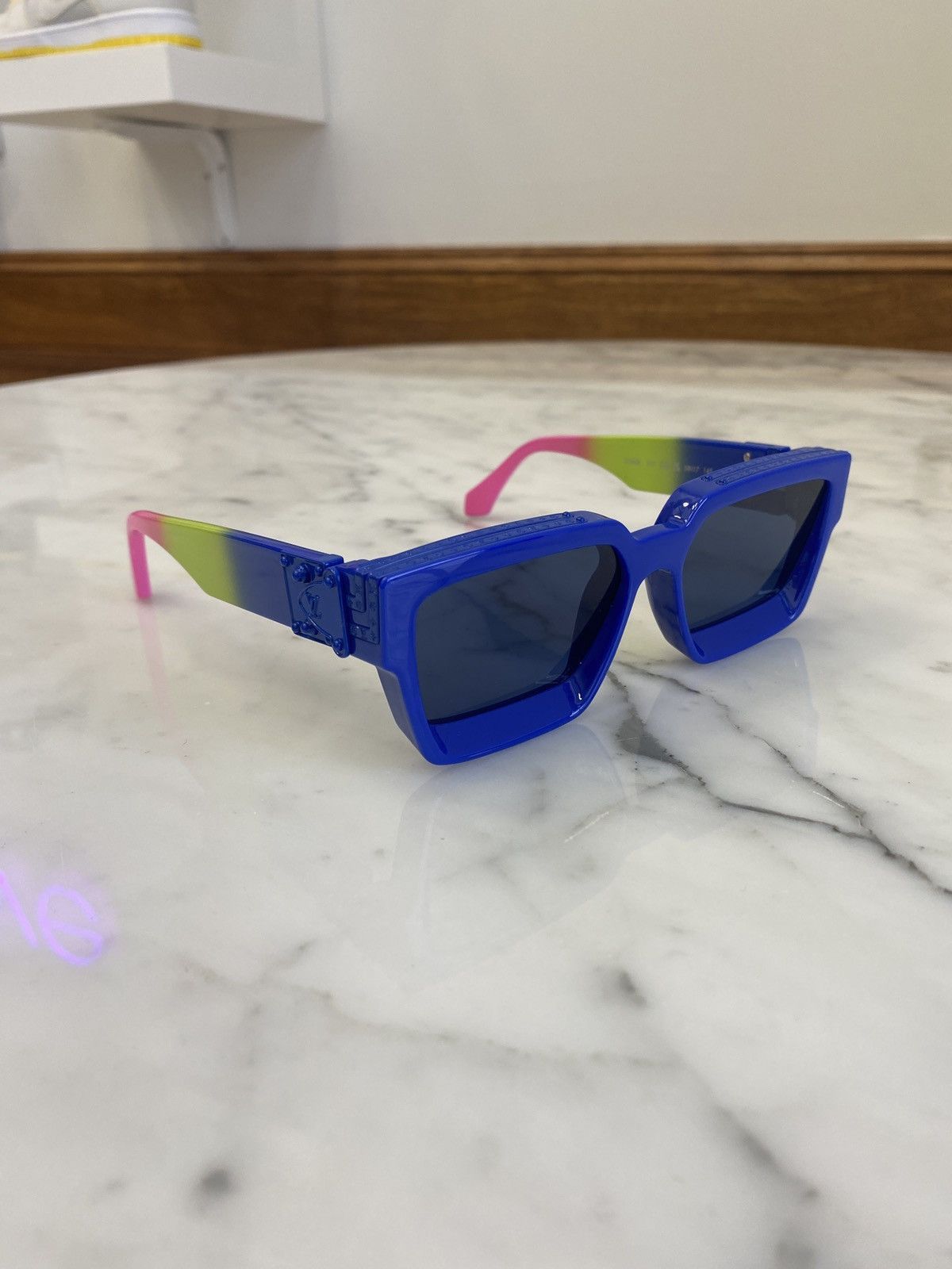 Louis Vuitton Louis Vuitton Millionaire 1.1 Illusion Rainbow Sunglasses Size ONE SIZE - 1 Preview