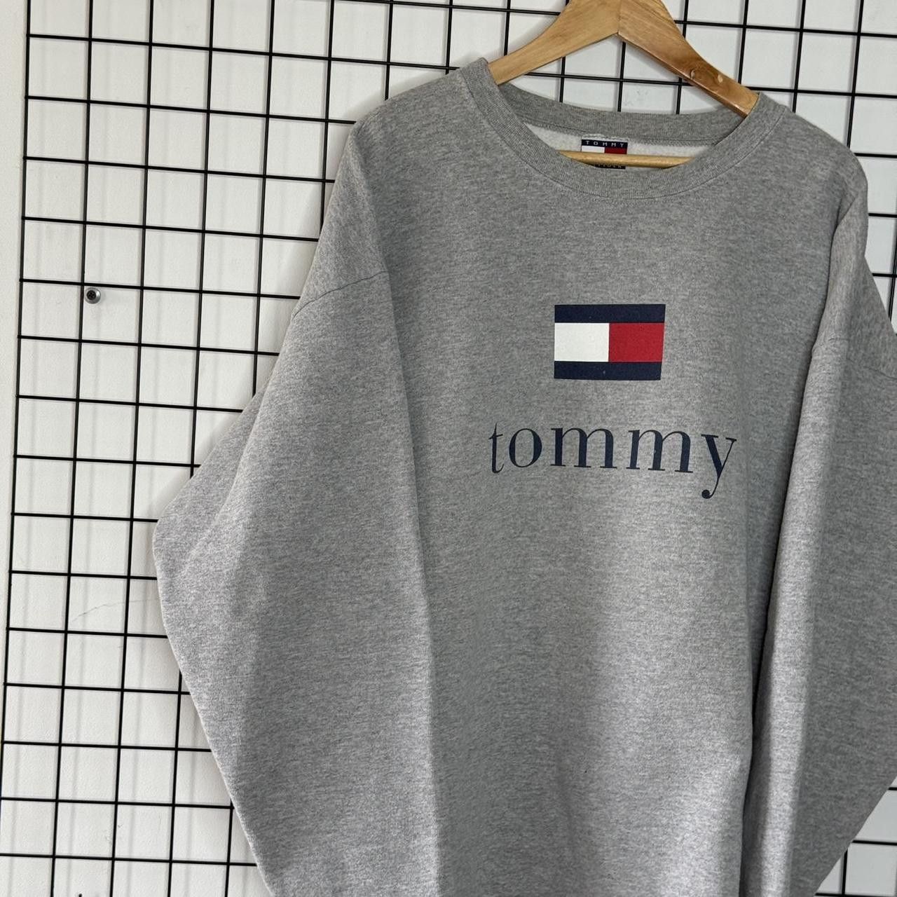 Tommy Hilfiger Tommy Hilfiger Vintage Sweatshirt Printed Logo Size US XXL / EU 58 / 5 - 3 Thumbnail