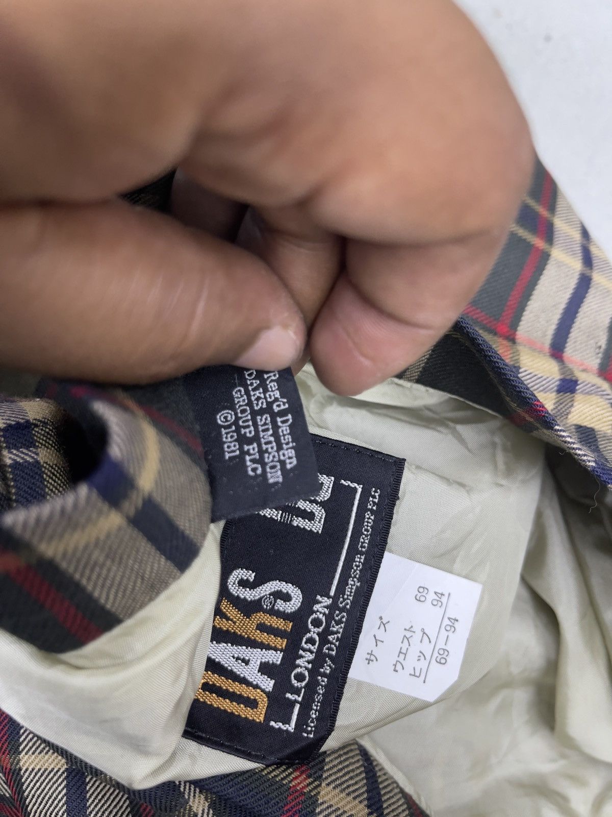 DAKS × Designer × Japanese Brand VTG DAKS LONDON MIDI SKIRT TARTANS Size 26" / US 2 / IT 38 - 6 Thumbnail