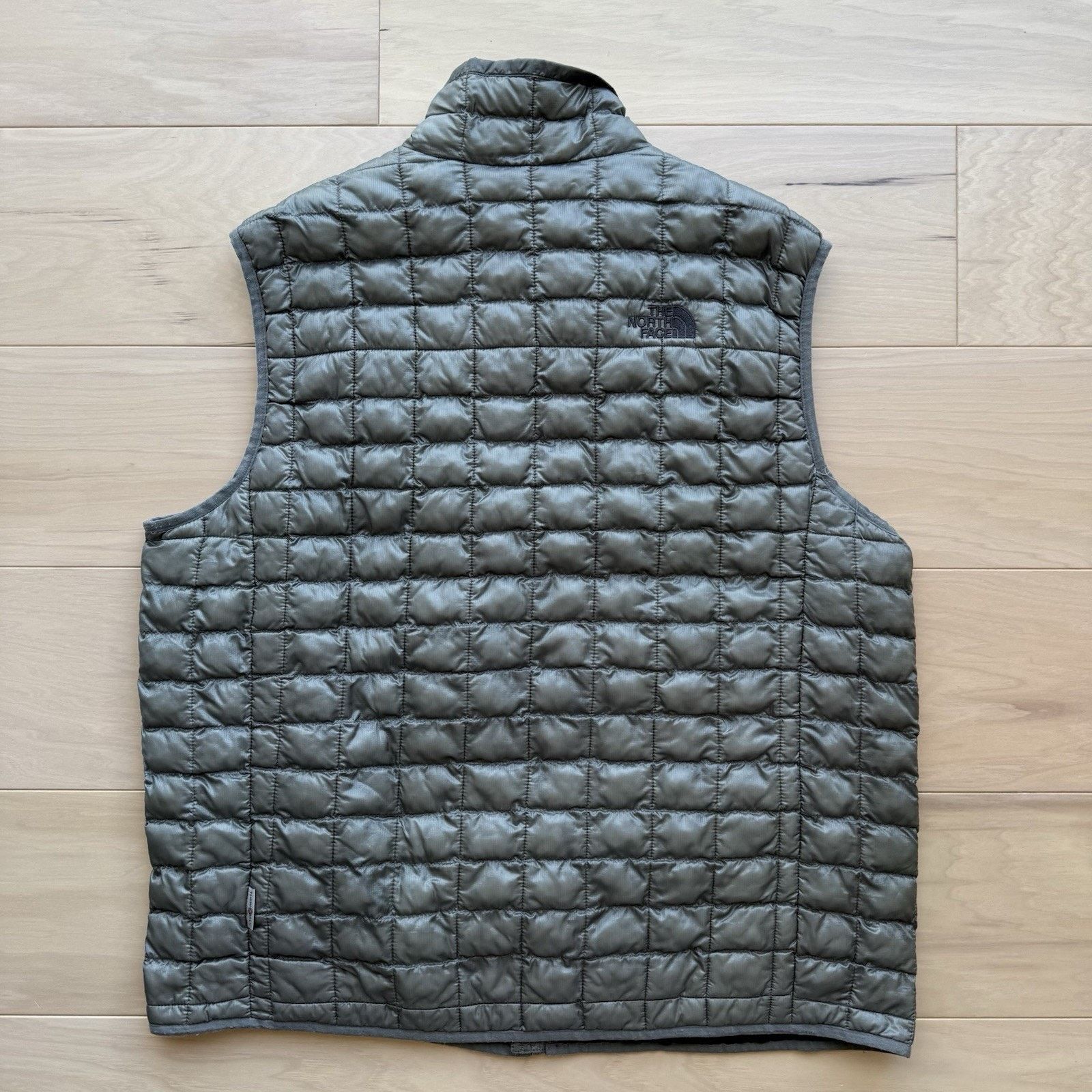 The North Face North Face Thermoball Vest XL Gray Full Zip Outdoors Hiking Size US XL / EU 56 / 4 - 7 Thumbnail