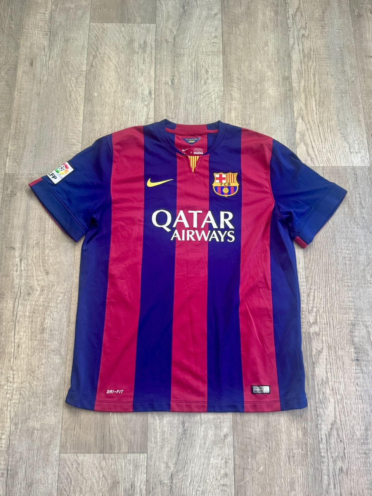 Nike FC Barcelona Nike Messi Shirt Size US XL / EU 56 / 4 - 1 Thumbnail