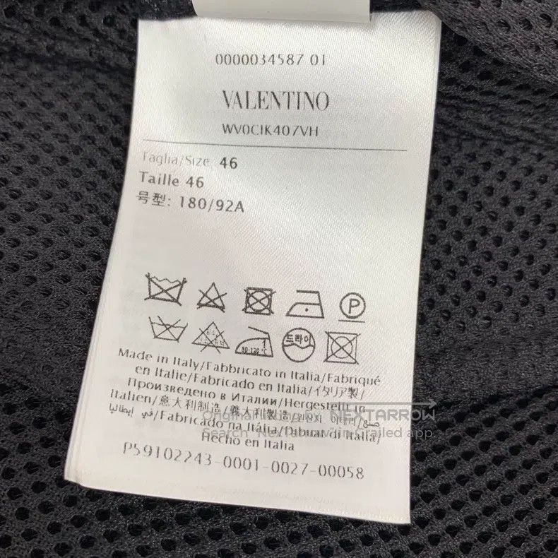 Valentino Valentino Black logo monogram print stand-up collar zippe Size US S / EU 44-46 / 1 - 7 Thumbnail