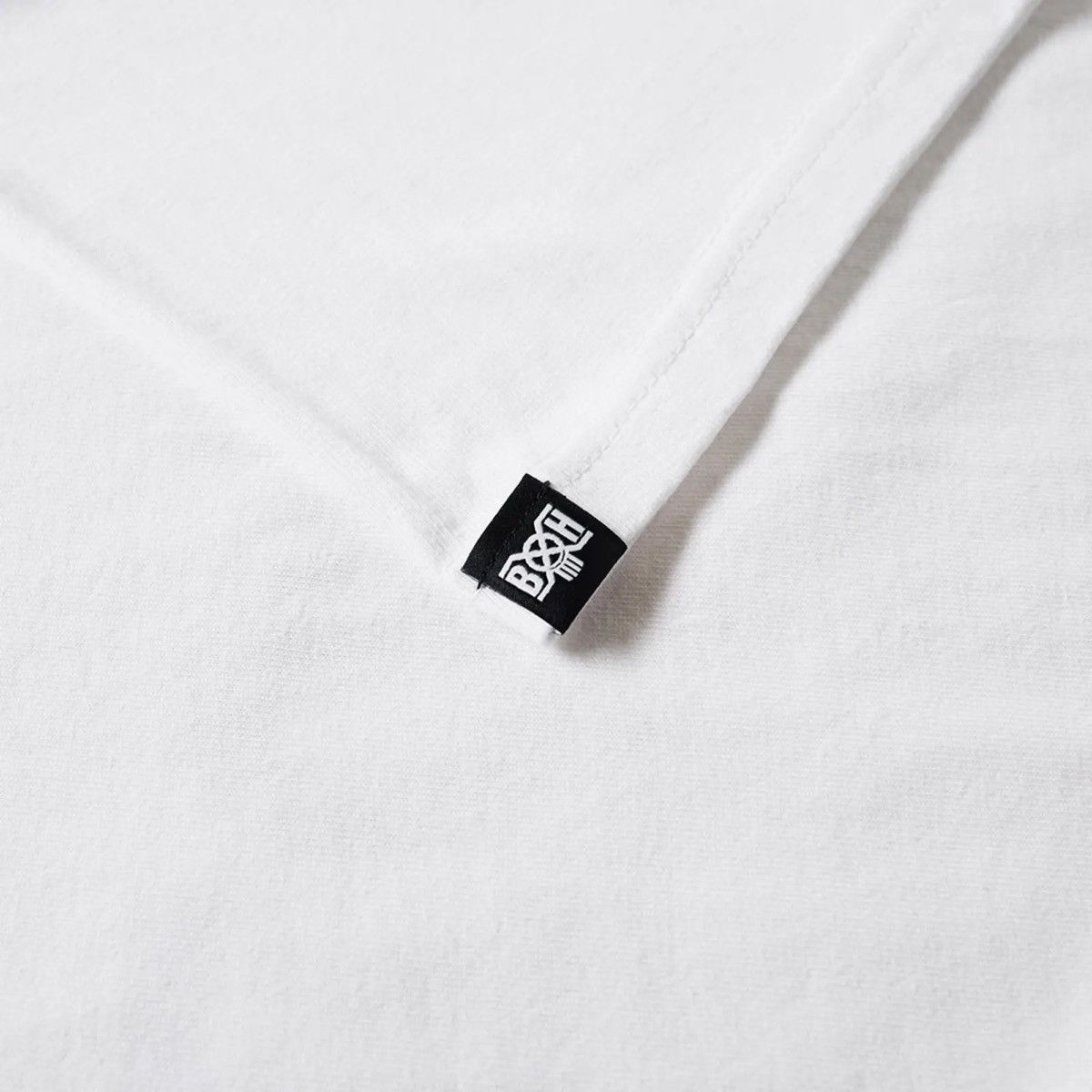 Bounty Hunter × Japanese Brand Bounty Hunter Japanese Script Tee Size US L / EU 52-54 / 3 - 14 Thumbnail