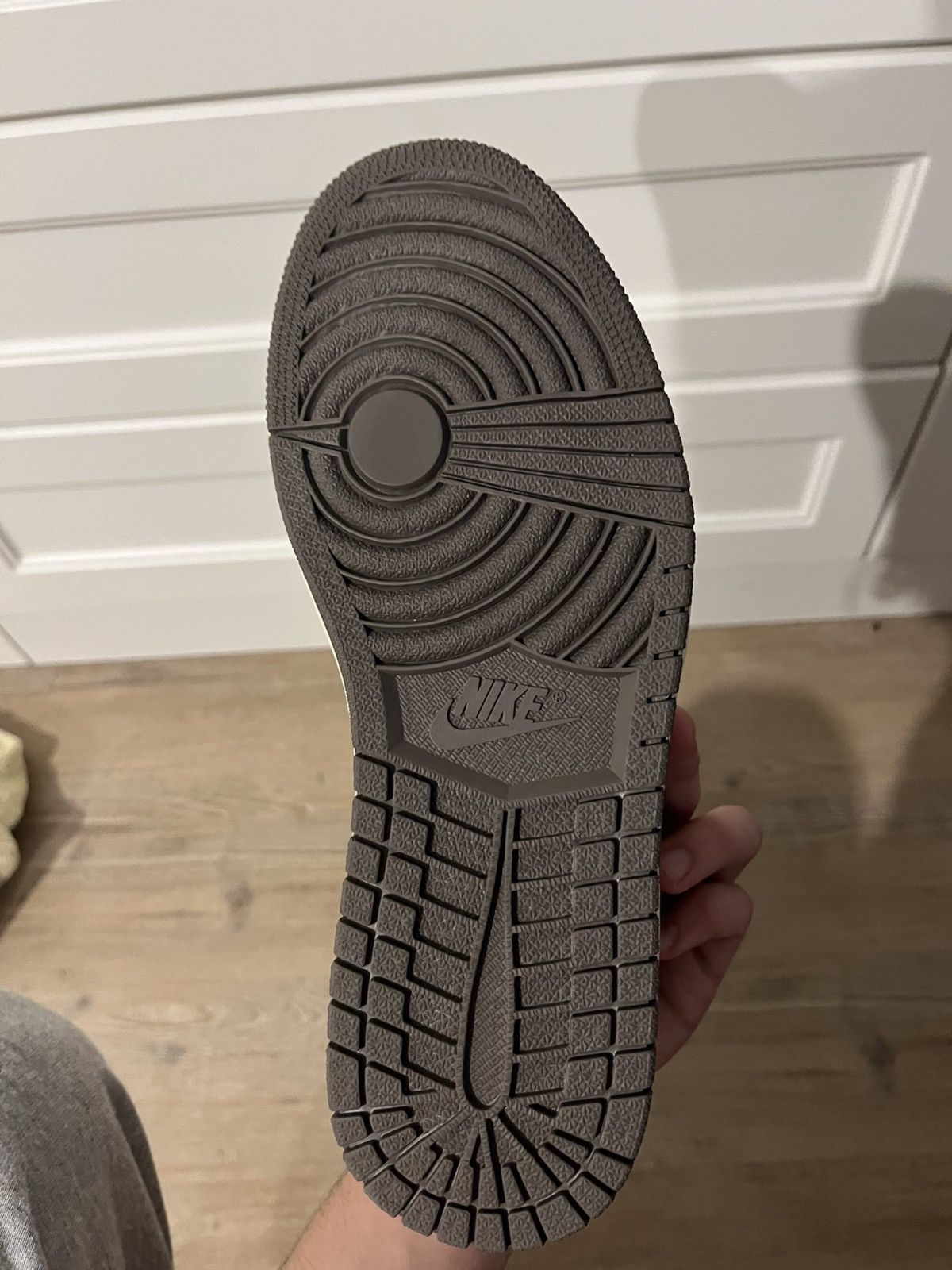 Jordan Brand × Nike × Travis Scott Air Jordan 1 Low OG SP Reverse Mocha Size US 8 / EU 41 - 5 Thumbnail