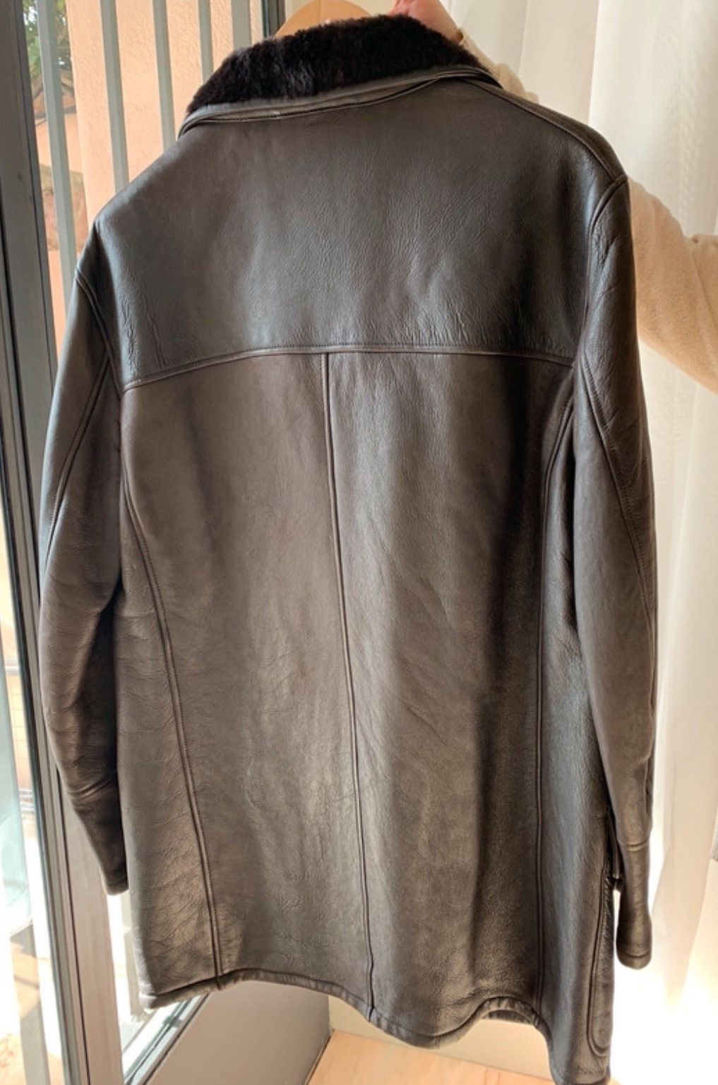 Gucci × Tom Ford TOM FORD ERA LEATHER KARAKUL SHEARLING COAT Size US M / EU 48-50 / 2 - 3 Thumbnail