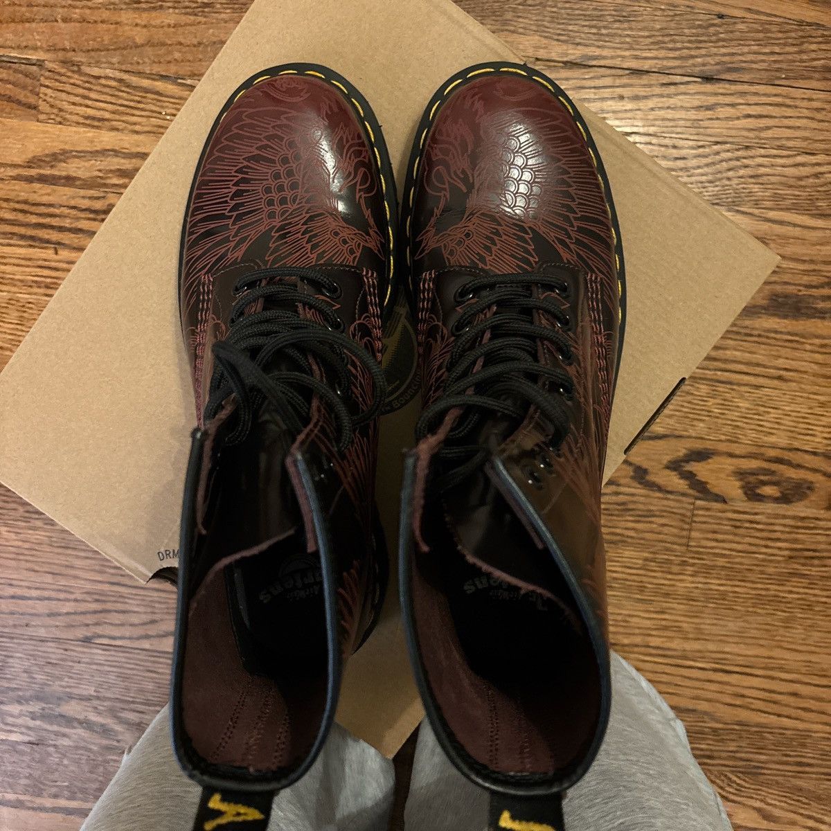 Dr. Martens 1460 PHOENIX ARCADIA RUB OFF LEATHER BOOTS Size US 9 / EU 42 - 3 Thumbnail