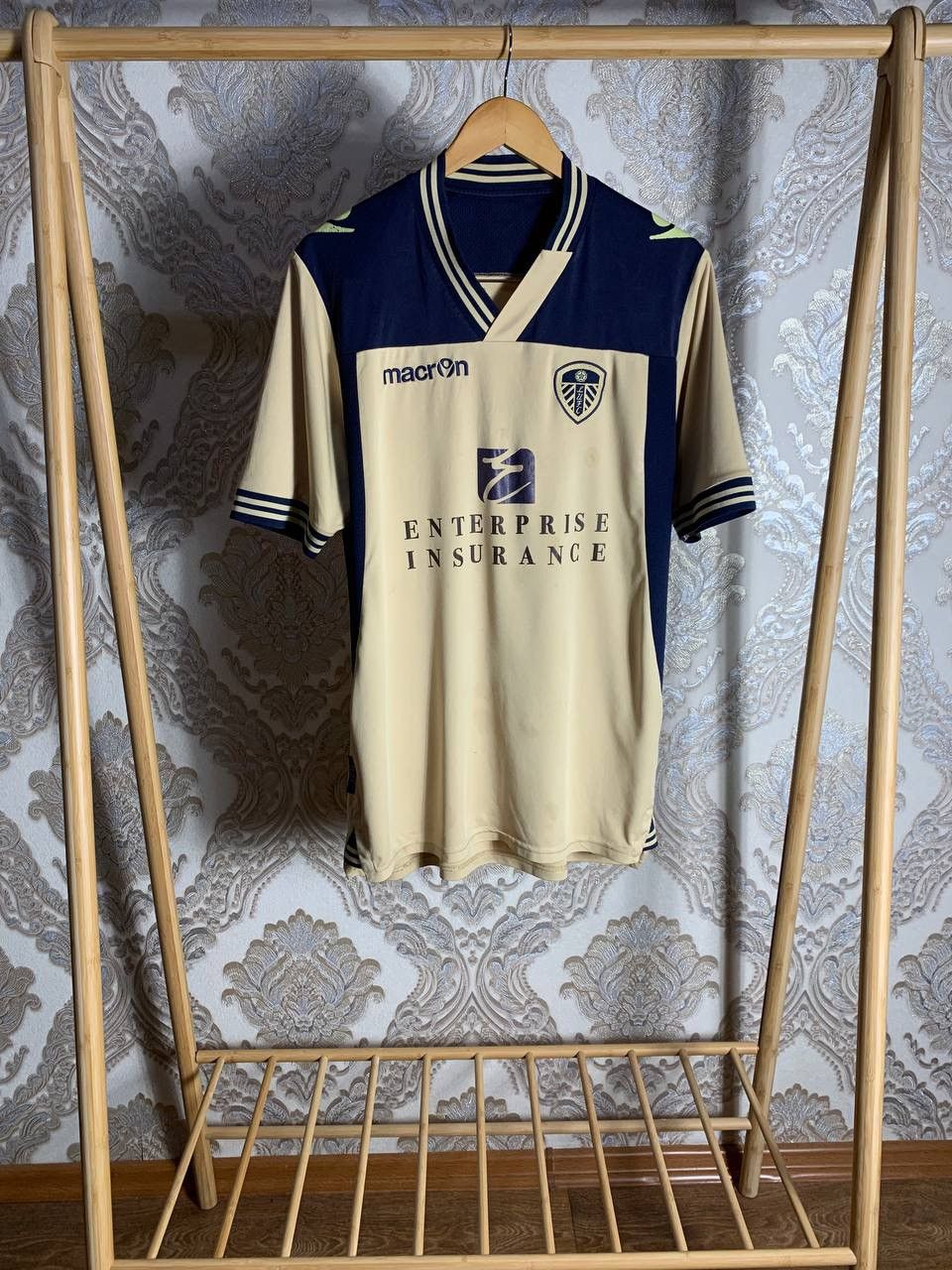Vintage MACRON FC LEEDS UNITED ENGLAND RETRO SOXXER JERSEY Y2K 90s Size US XL / EU 56 / 4 - 1 Thumbnail