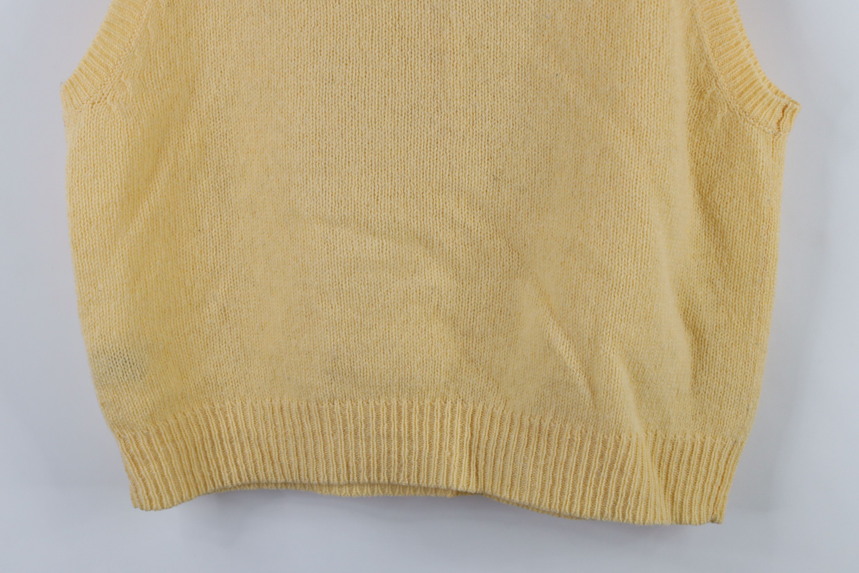 L.L. Bean × Vintage Vintage 70s LL Bean Cable Knit Henley Sweater Vest Yellow Size M / US 6-8 / IT 42-44 - 11 Thumbnail