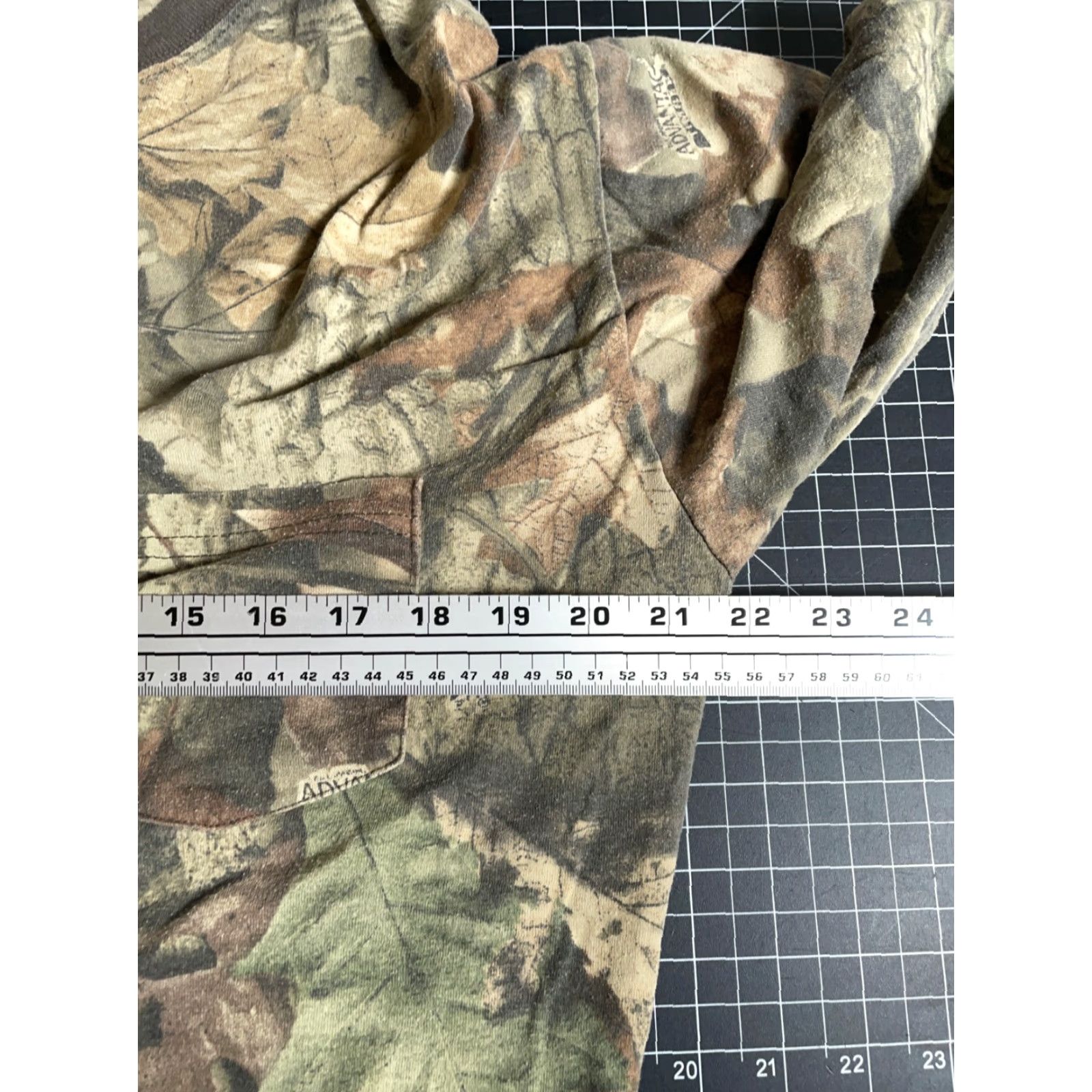 Vintage VINTAGE Ranger Camouflage Long Sleeve T-Shirt Green Pocket Crew Neck Men XL Large 90s Size US L / EU 52-54 / 3 - 5 Thumbnail