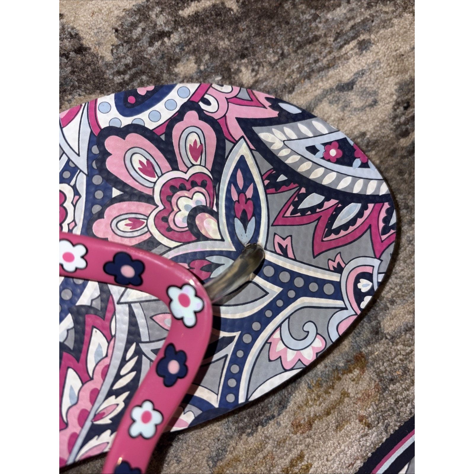 Vera Bradley Vera Bradley Paisley Flip Flops Pink/Navy Women’s Size 7-8 Size US 7 / IT 37 - 3 Thumbnail
