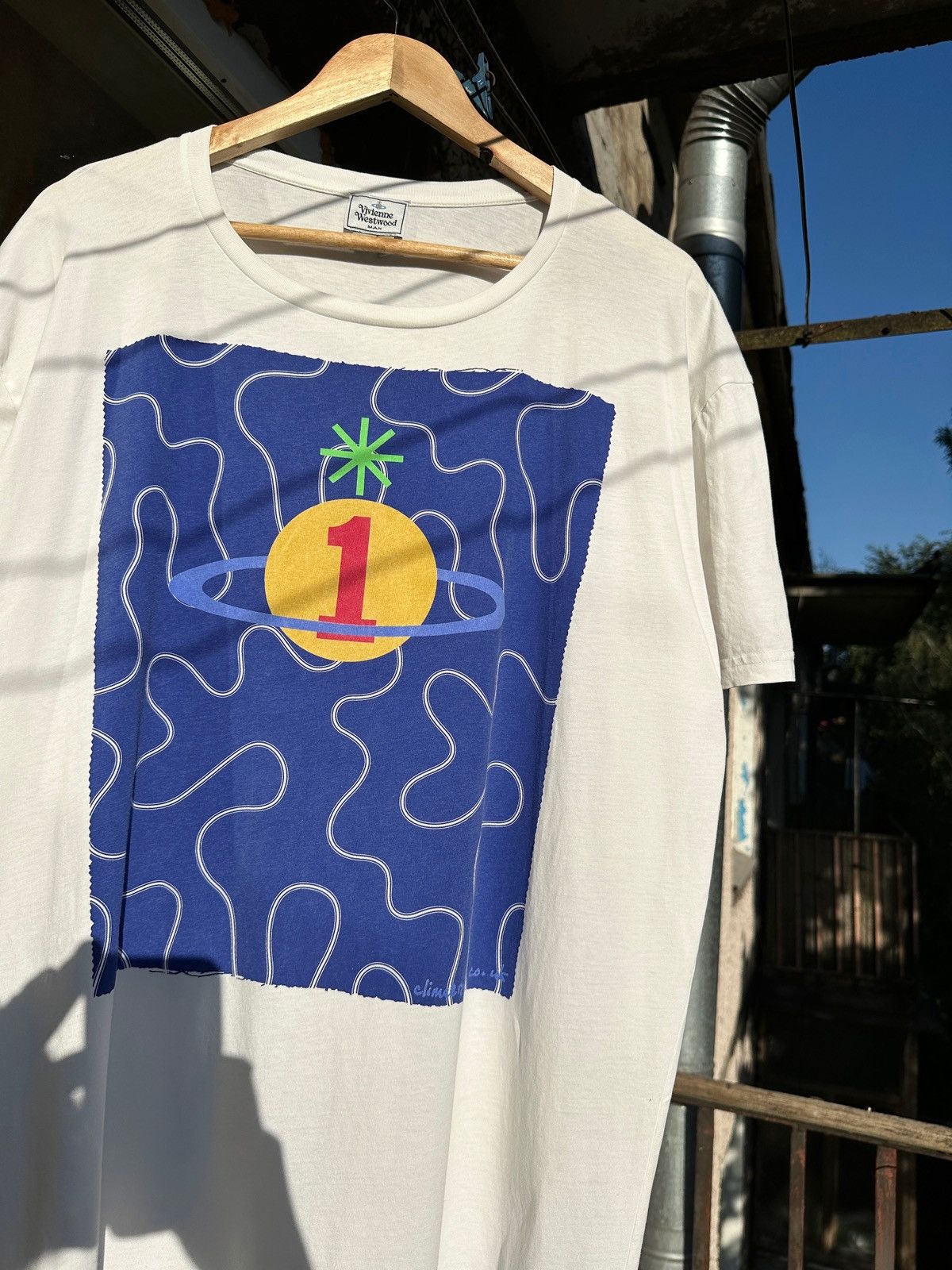 Vivienne Westwood Vivienne Westwood Climate Revolution White T-Shirt Size US XL / EU 56 / 4 - 3 Thumbnail