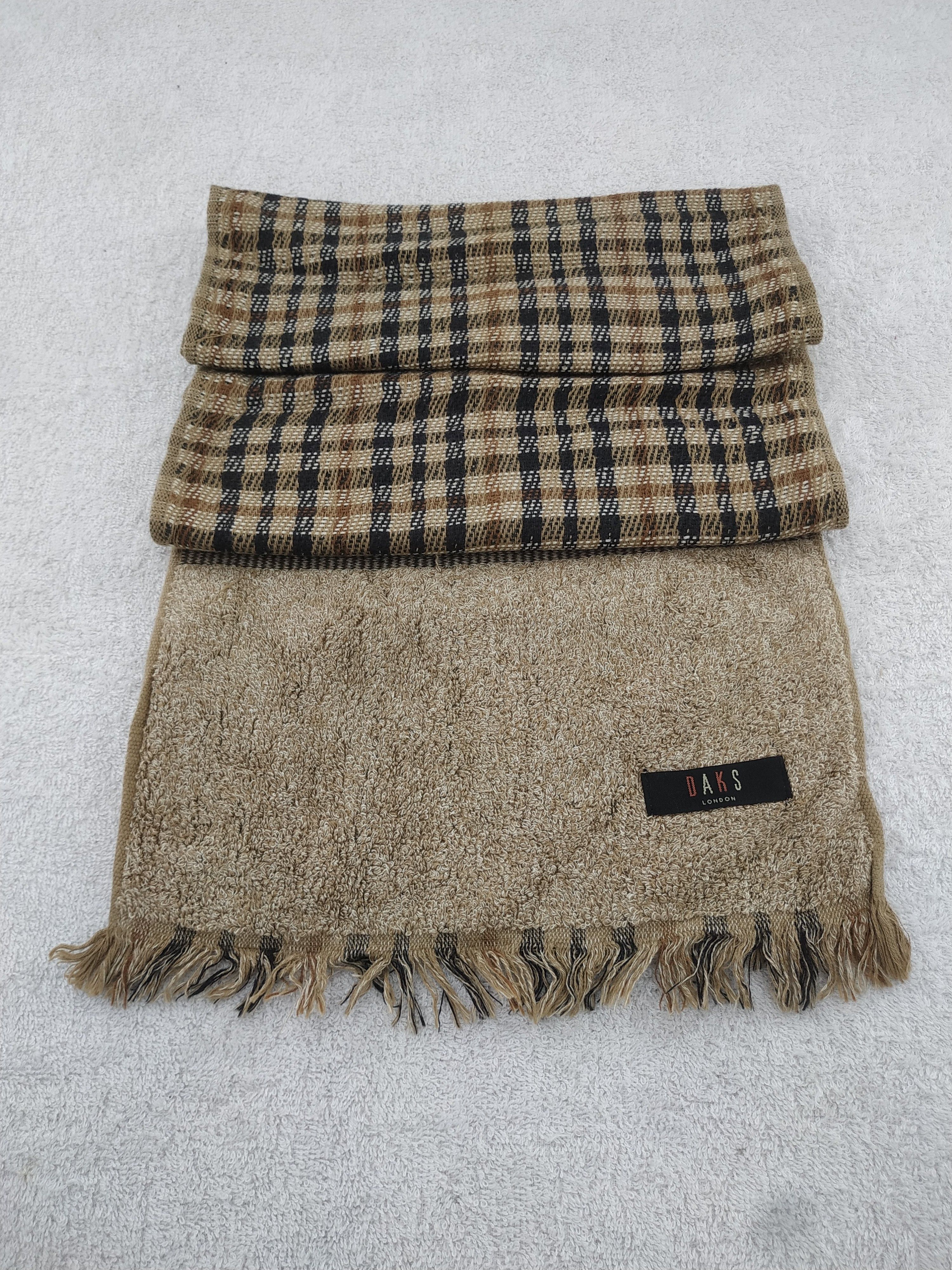 DAKS Vintage Daks Scarf/Muffler/Neckwear MF244 Size ONE SIZE - 2 Thumbnail