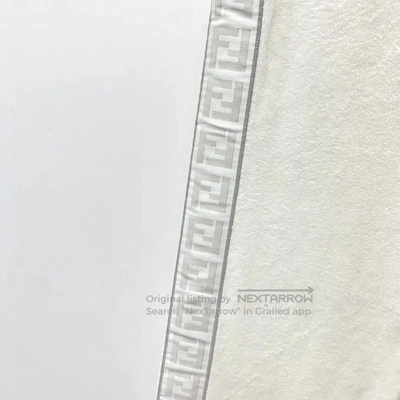 Fendi Fendi White Cotton Casual Pants for Women . Size 23" - 4 Thumbnail