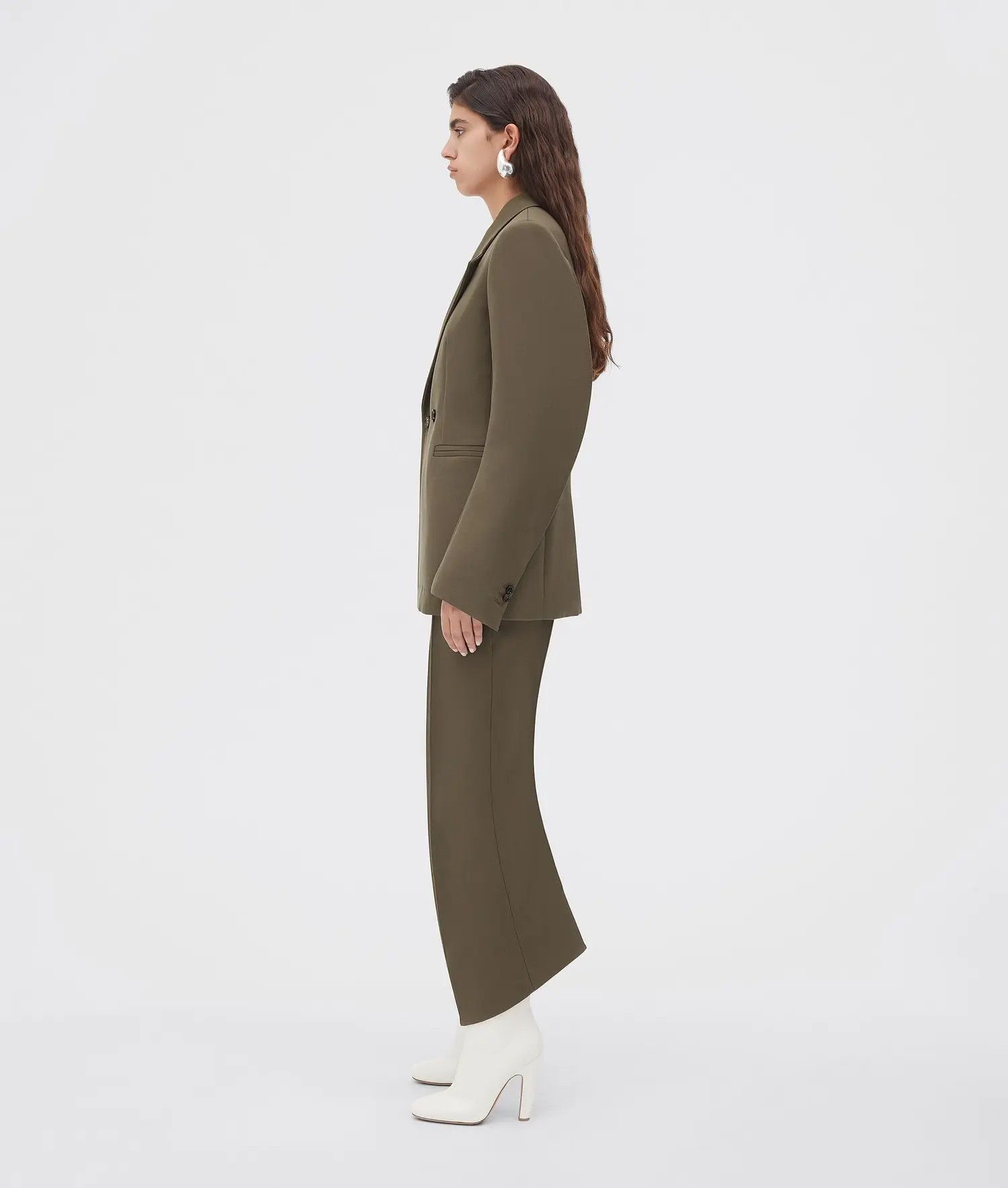 Bottega Veneta o1n1vont0525 Compact Wool Jacket With Curved Sleeves Green Size XS / US 0-2 / IT 36-38 - 2 Thumbnail