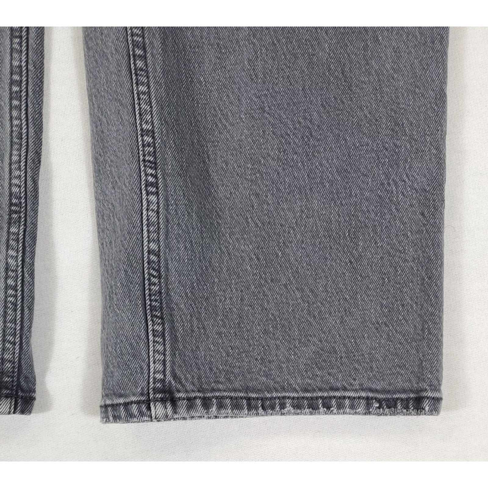 Abercrombie & Fitch Abercrombie & Fitch Jeans 90s Gray Womens 36 x 30 Plus Inseam 30 Straight Jeans Womens Mens? Size 25" / US 0 / IT 36 - 3 Thumbnail