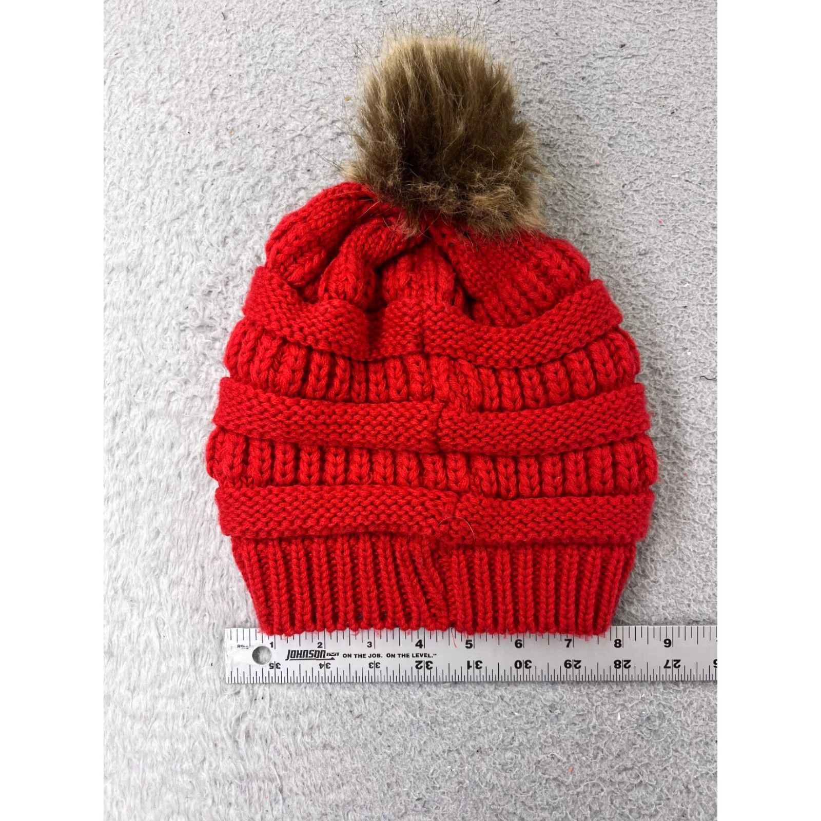 Vintage California Beanie Toque Womens One Size Red Knit Acrylic Poly Faux Fur Pom Hat Size ONE SIZE - 4 Thumbnail