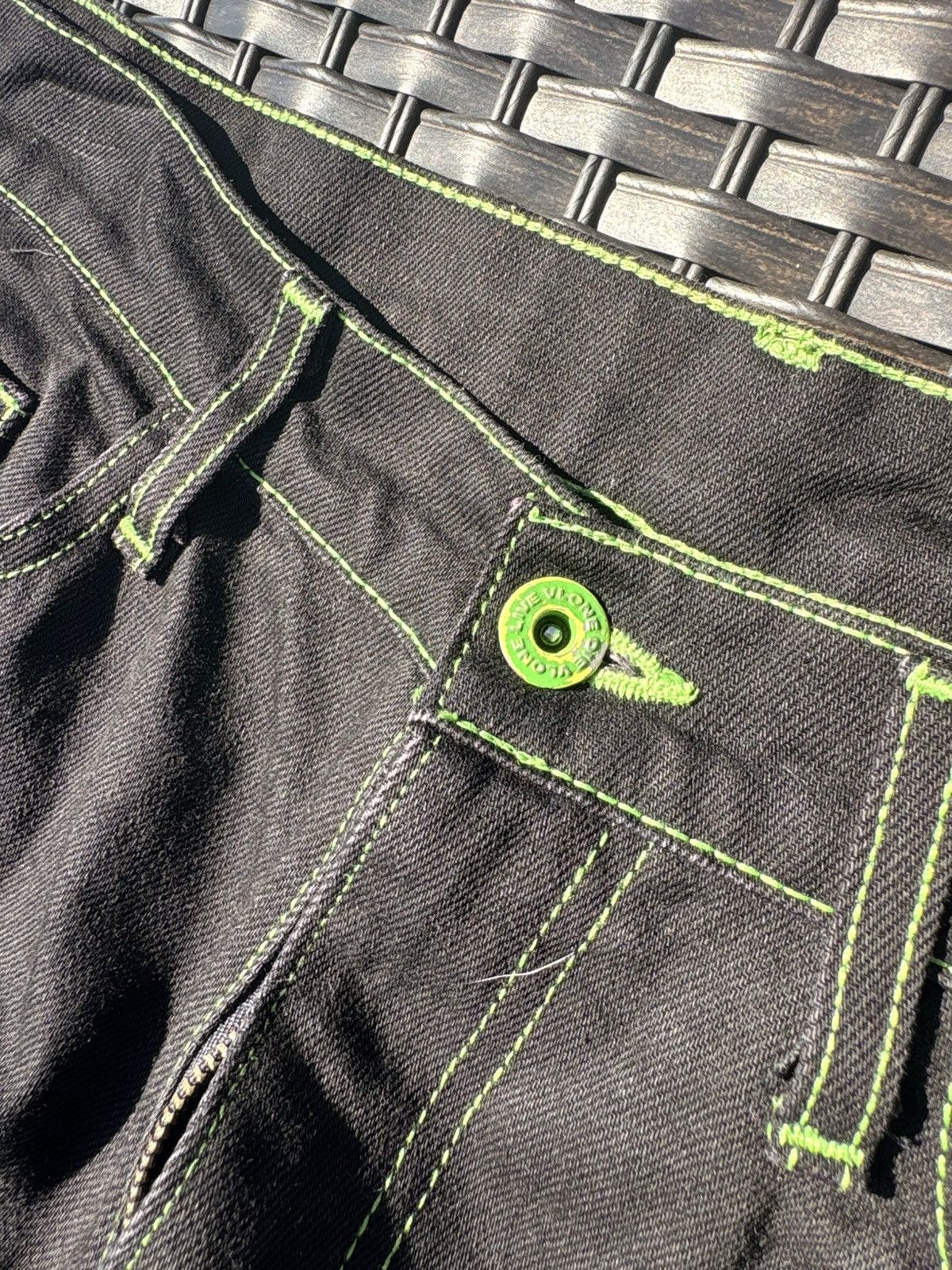 Vlone Vlone Old English Denim Size US 34 / EU 50 - 5 Thumbnail