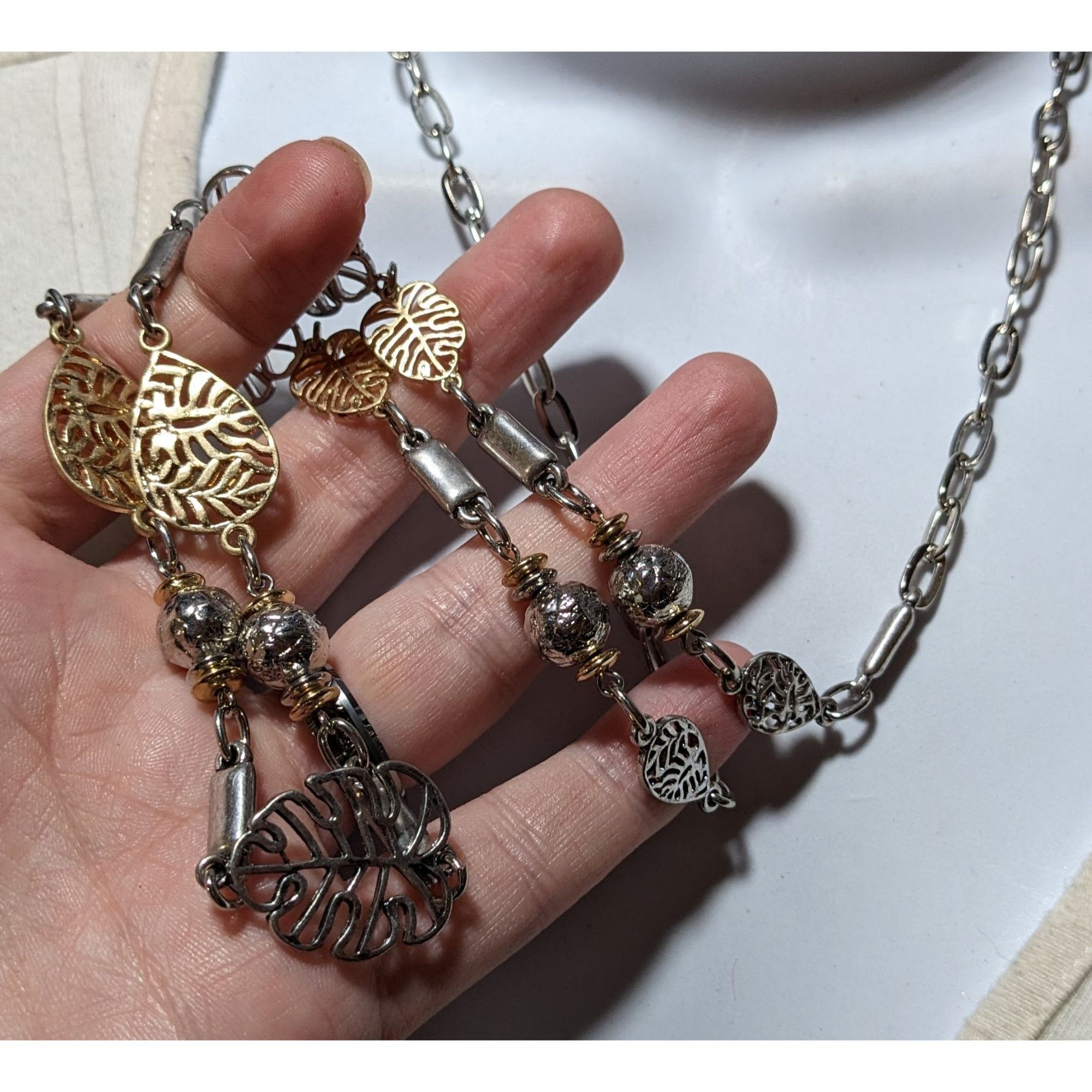 Other Ruby Rd Silver And Gold Leaf Charm Necklace Size ONE SIZE - 8 Thumbnail