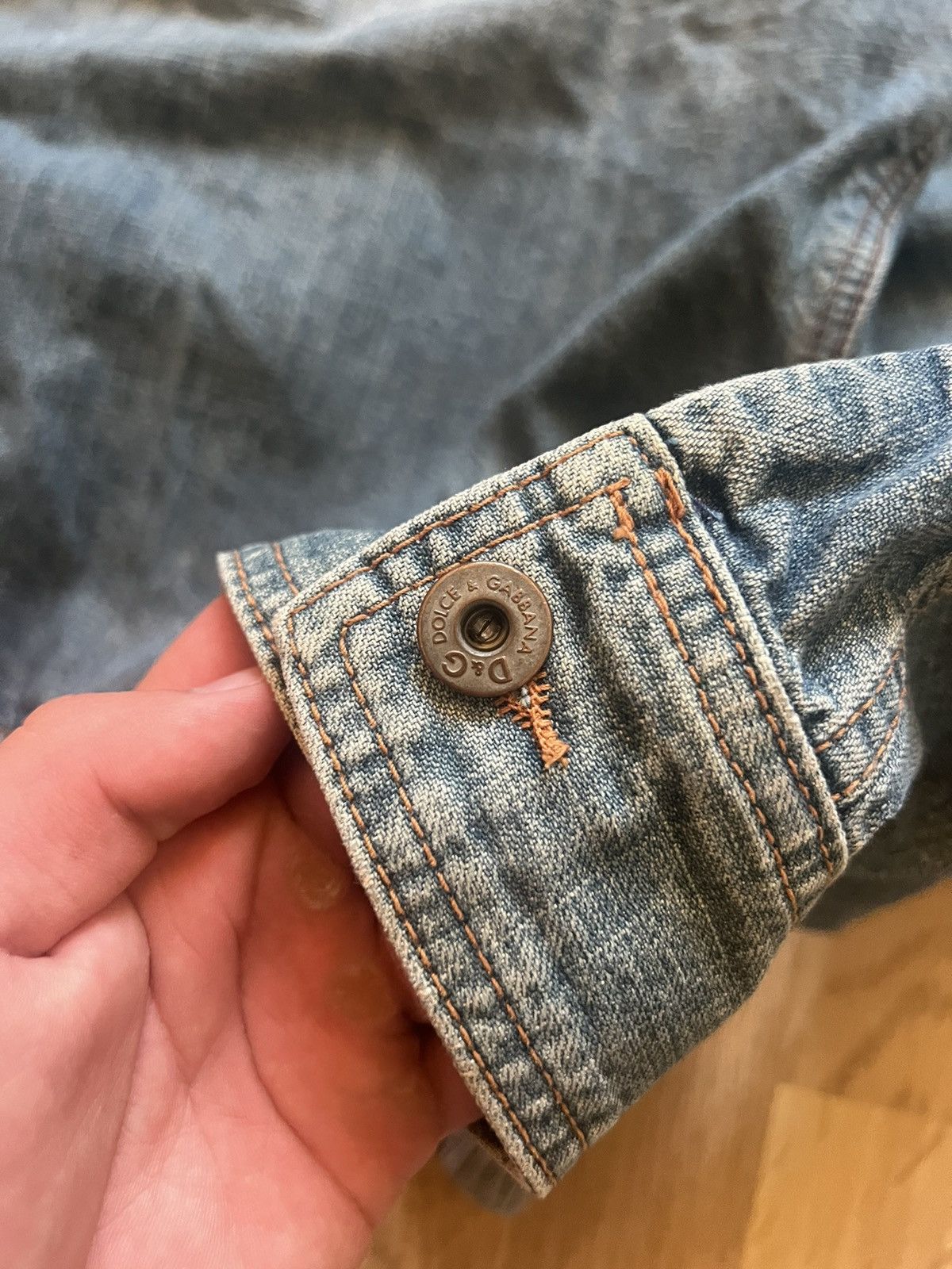 Dolce & Gabbana Dolce Gabbana vintage avant garde faded denim jacket big log Size US L / EU 52-54 / 3 - 5 Thumbnail