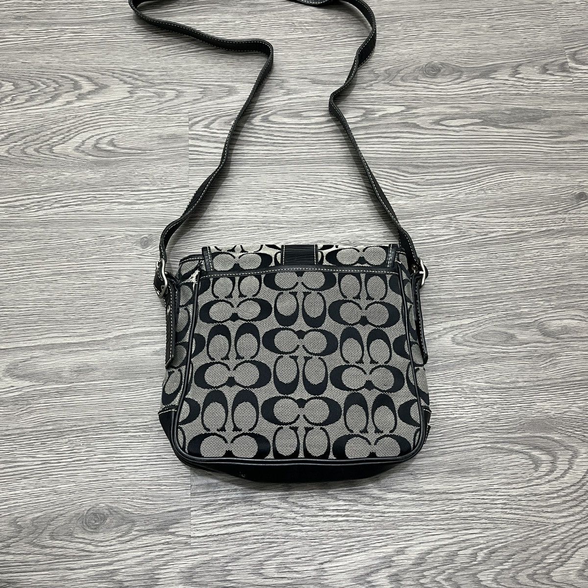 Coach Vintage Coach Monogram Crossbody Bag 🟥 Size ONE SIZE - 11 Thumbnail