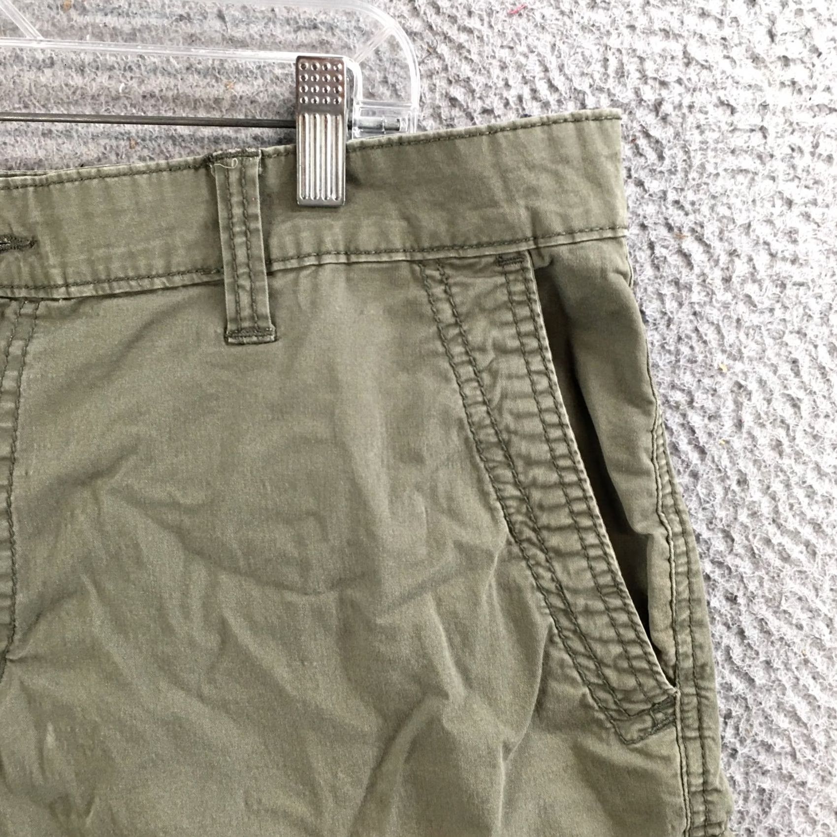 Vintage Unionbay Cargo Short Mens 38 Mid Rise Cotton Blend Zip Fly Flat Front Green Size US 38 / EU 54 - 4 Thumbnail