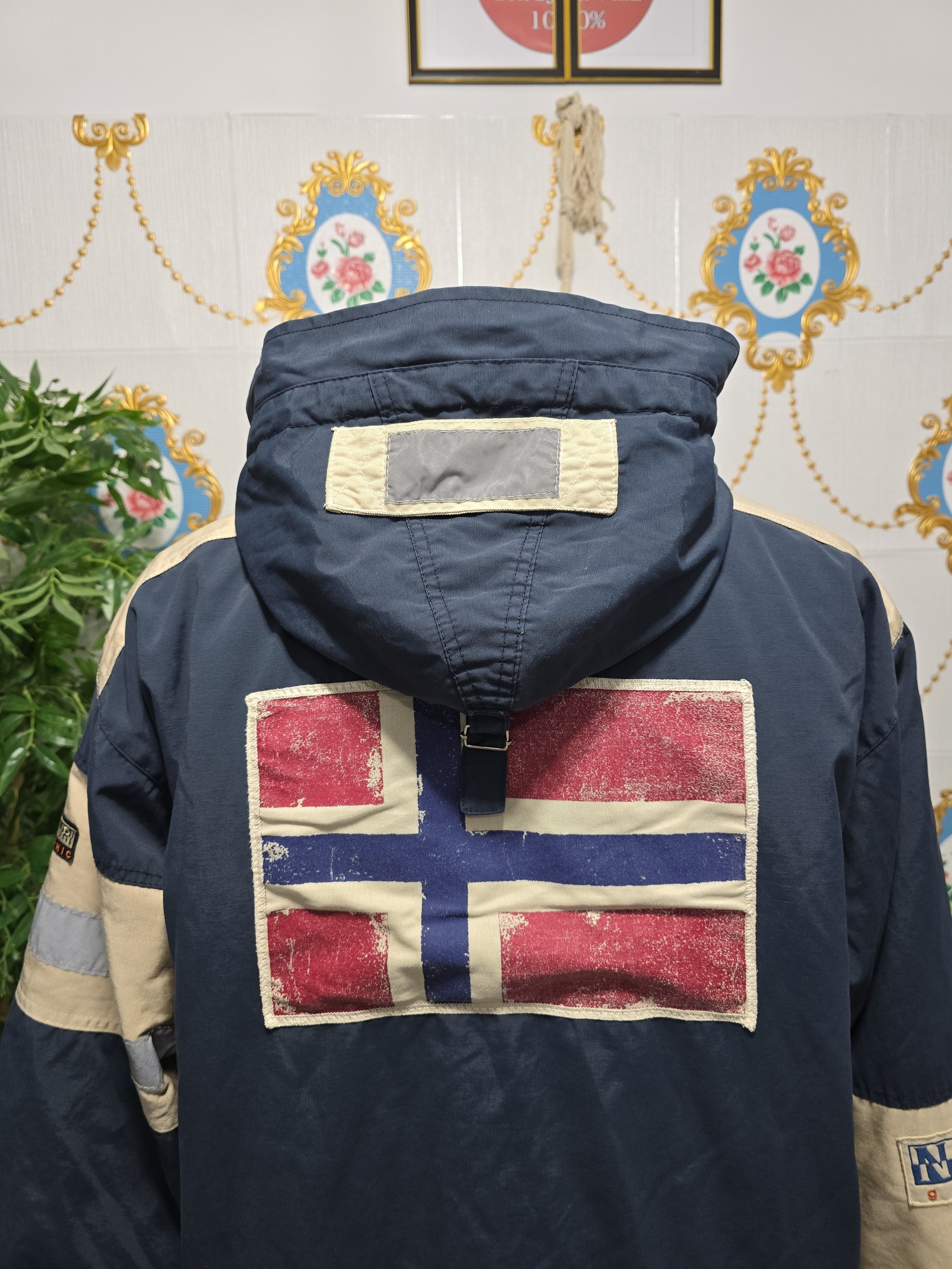 Napapijri NAPAPIJRI Geographic anorak jacket VINTAGE RARE excellent Size US L / EU 52-54 / 3 - 5 Thumbnail