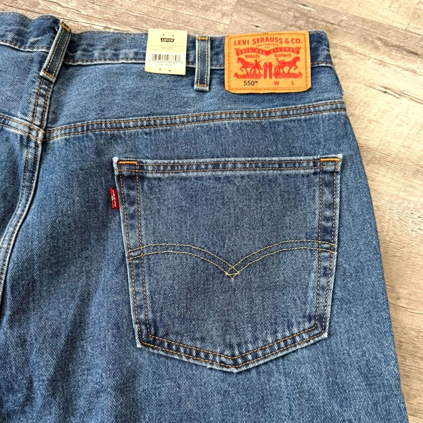 Levi's Levi's 550 Jeans Relaxed Fit Men Big Tall 44x29 Medium Blue Wash 100% Cotton NEW Size US 44 / EU 60 - 6 Thumbnail