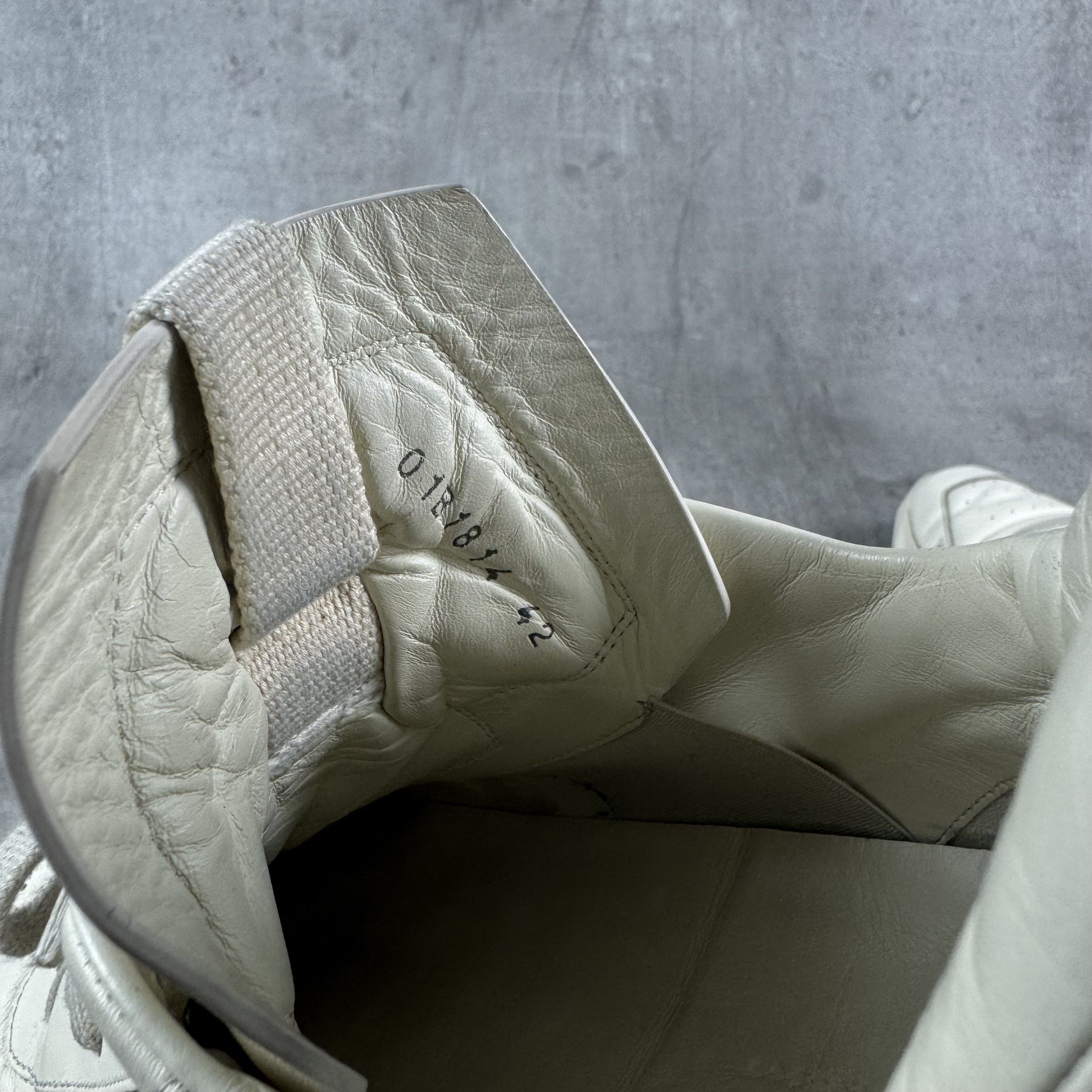 Rick Owens RICK OWENS Geth Runner Sneakers in White Size EU42 Size US 9 / EU 42 - 14 Thumbnail