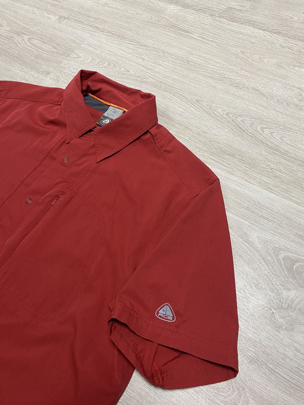 Vintage Nike ACG nylon shirt small logo size Large