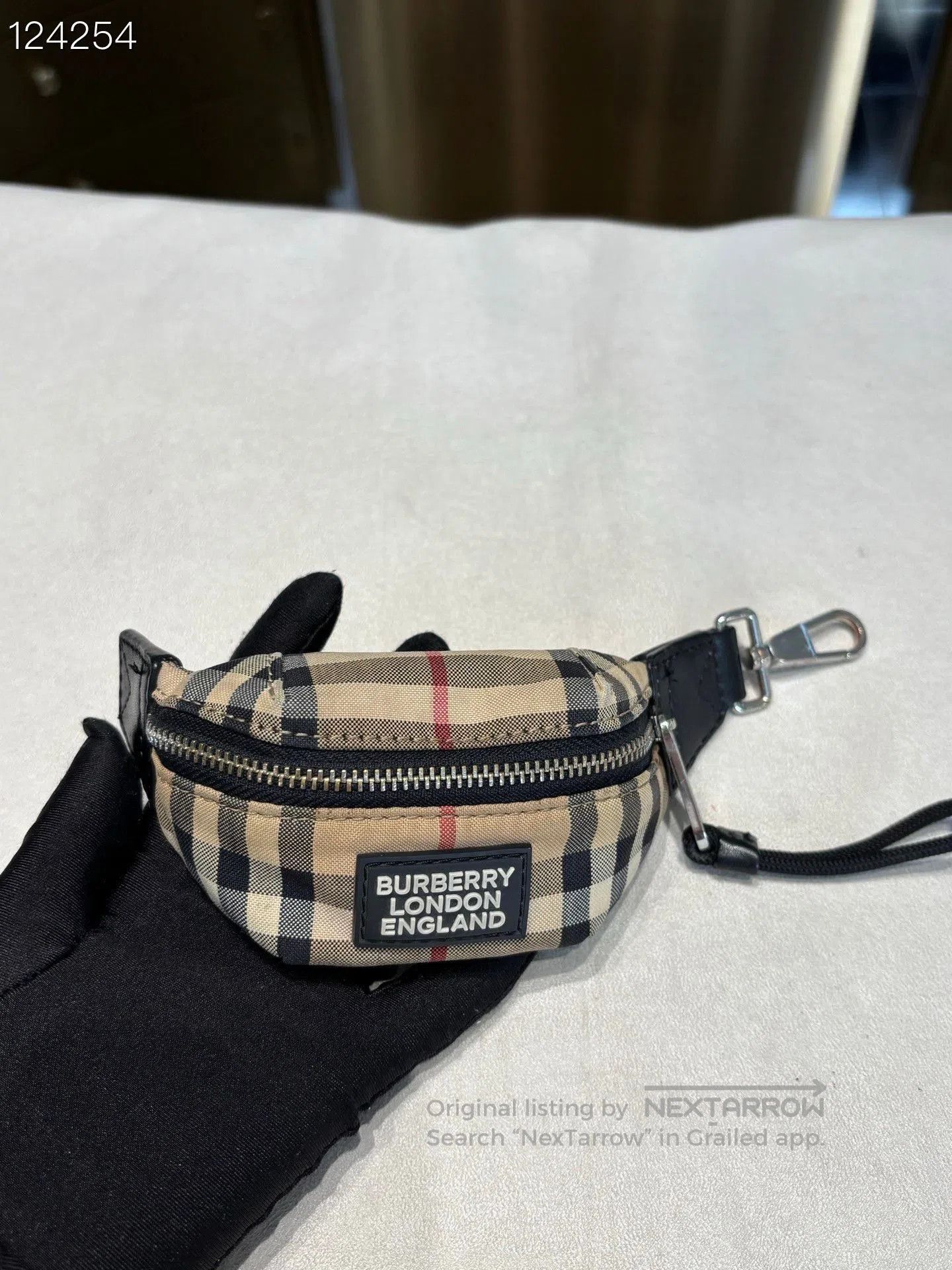 Burberry Burberry Check Mini Sonny Coin Purse. Size ONE SIZE - 1 Thumbnail