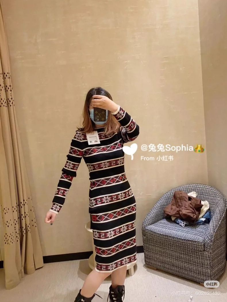 Chanel Chanel 19k snow series black and red knitted long-sleeved Size XXS / US 00 / IT 34 - 9 Thumbnail