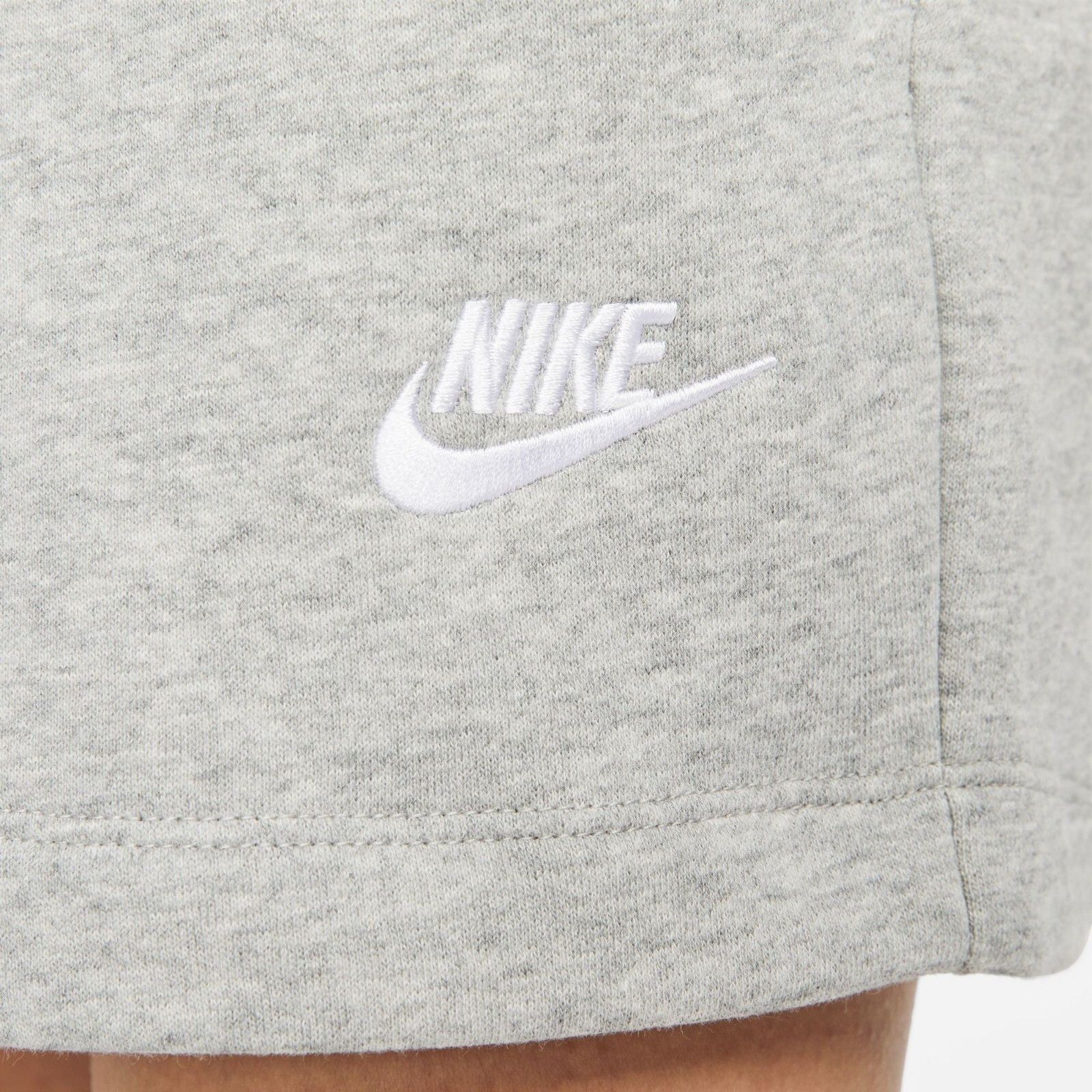 Nike Nike DQ5802 Fleece Mid-Rise Shorts Grey ( XXL ) Size 24" / US 00 / IT 34 - 3 Thumbnail