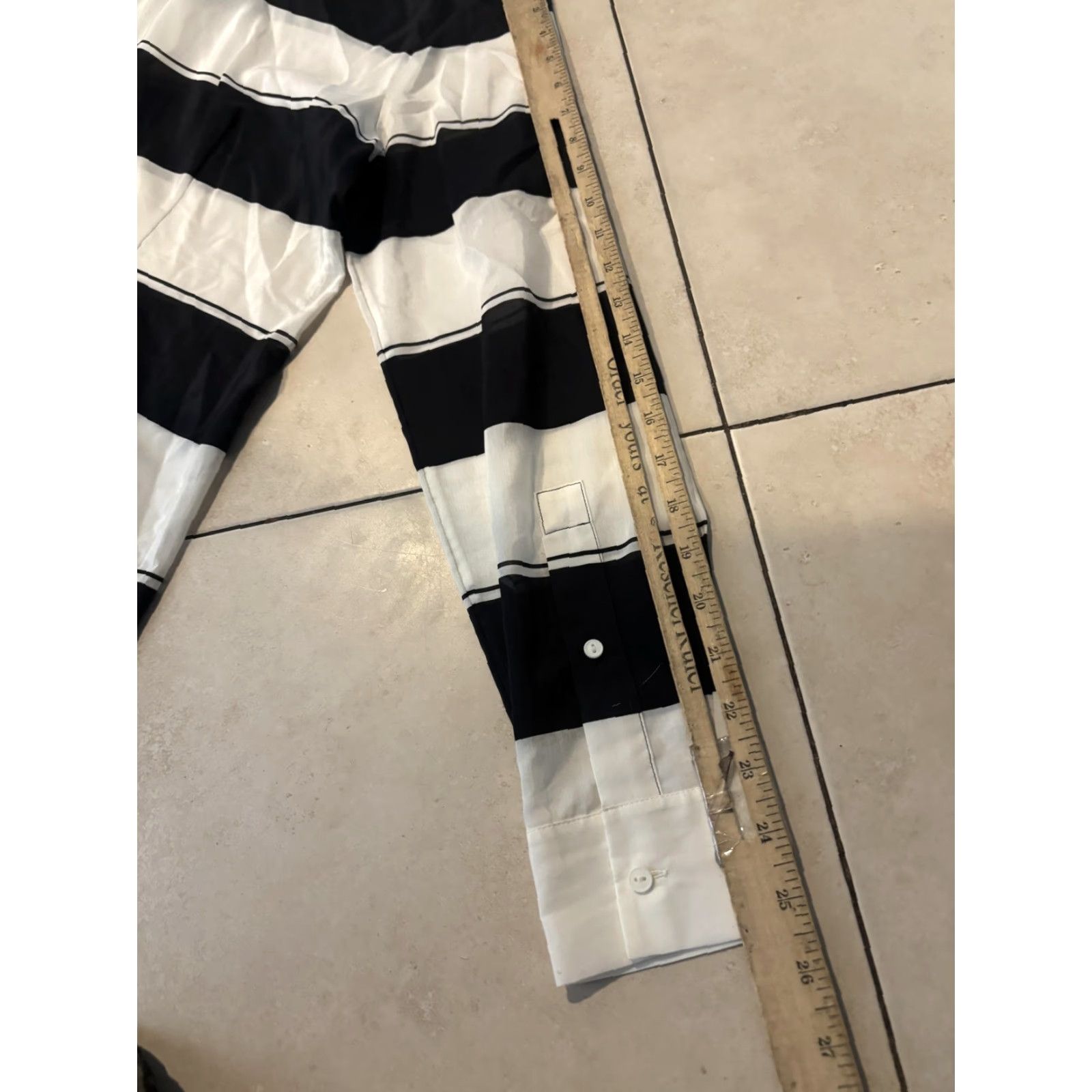 Lacoste Lacoste Shirt Mens Large Black White Striped Silk Blend Button Down CF1961 Size US XL / EU 56 / 4 - 8 Thumbnail