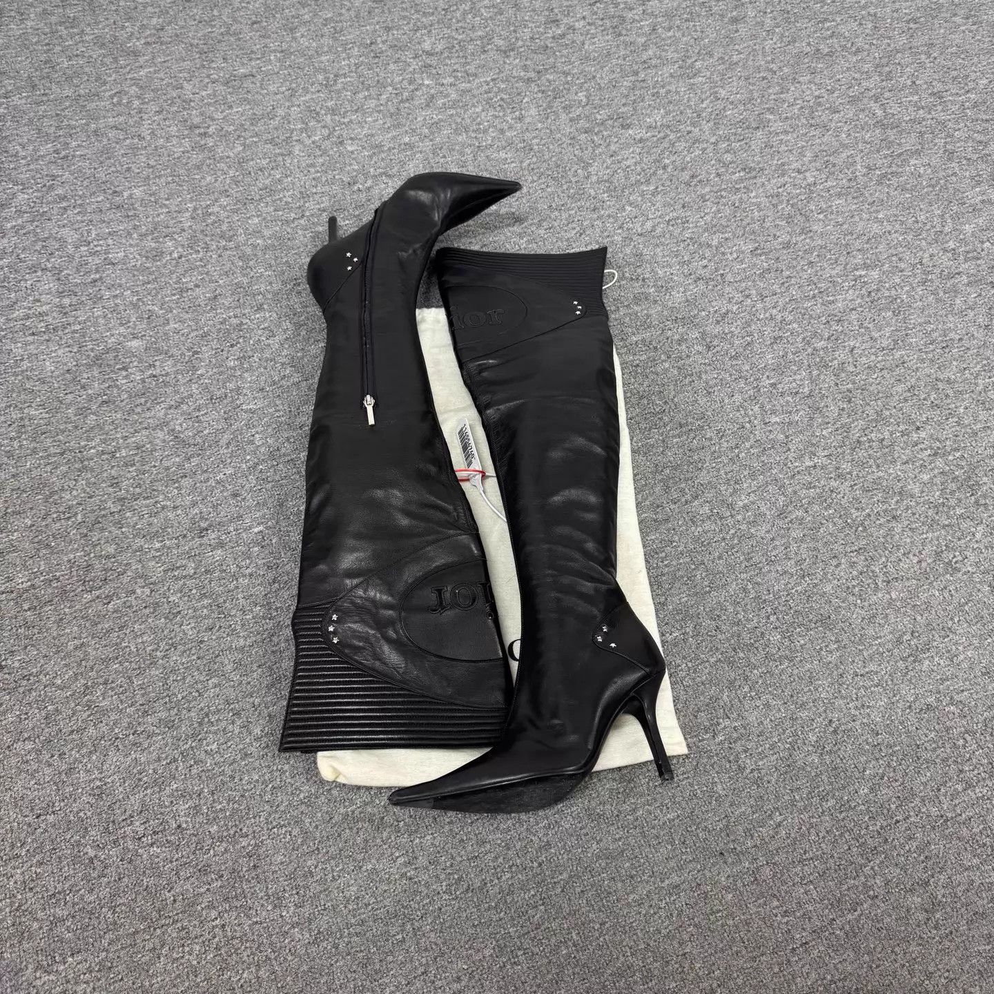 Dior Dior embossed logo black leather pointed stiletto boot Size US 5.5 / IT 35.5 - 3 Thumbnail