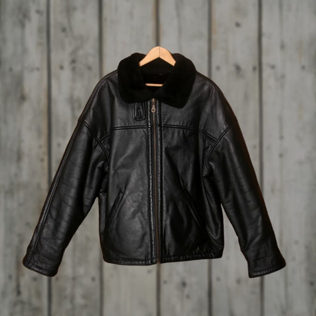 Vintage VINTAGE Wilsons Leather Bomber Jacket Shirt Men M Black Faux Fur Lining 90s Shine Size US M / EU 48-50 / 2 - 1 Thumbnail