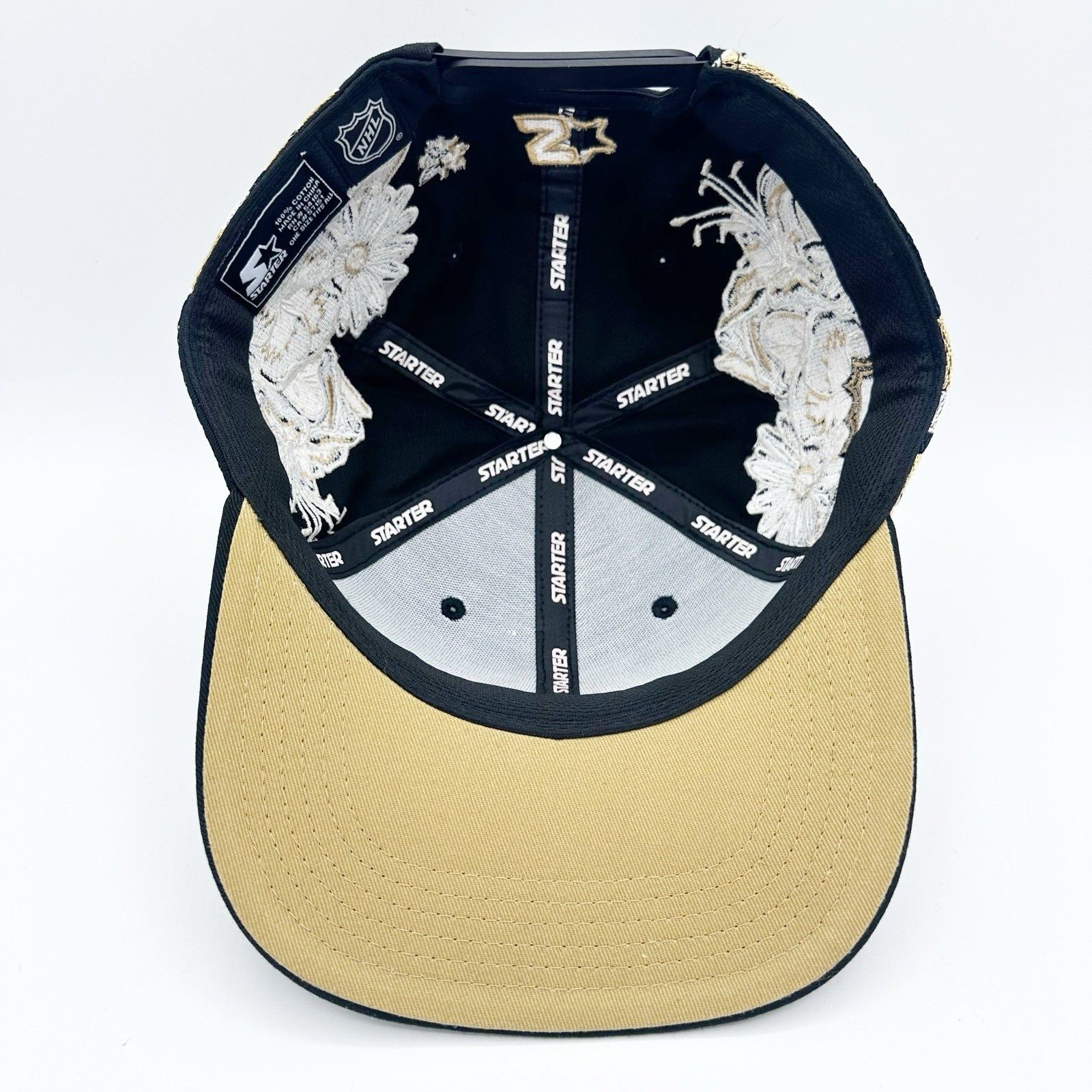 Starter Vintage Starter Boston Bruins Floral Wraparound Snap Back Size ONE SIZE - 8 Thumbnail