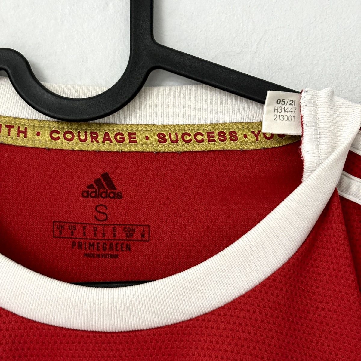Adidas 2021 2022 Manchester United Adidas Home Kit Soccer Jersey MU Size US S / EU 44-46 / 1 - 2 Thumbnail