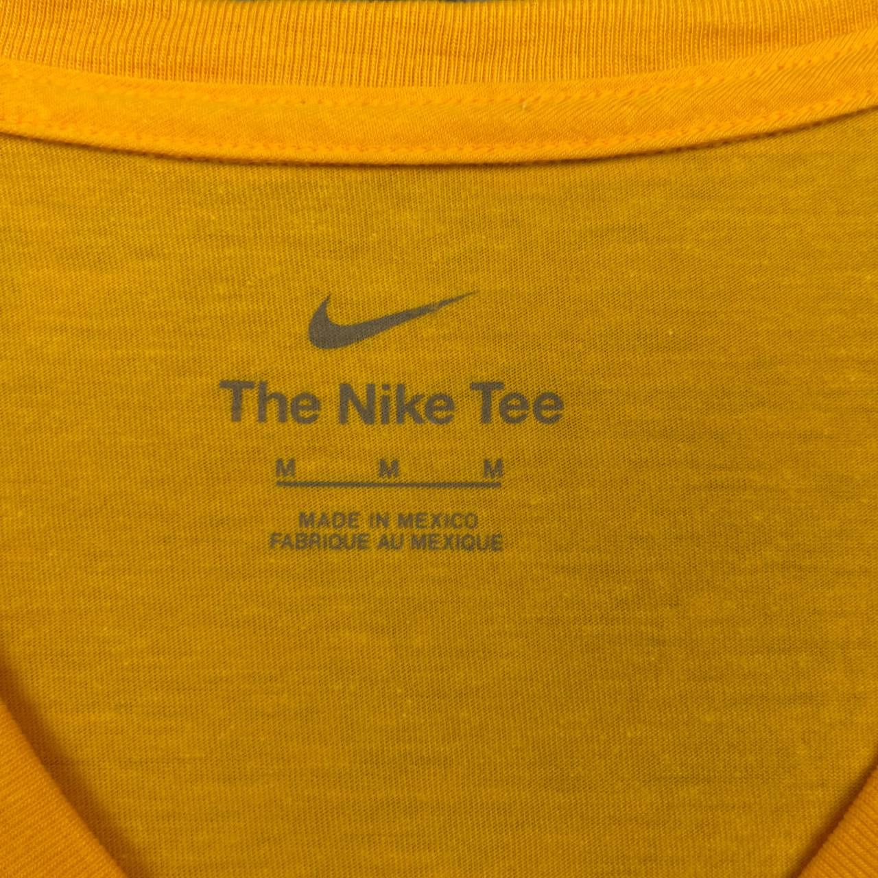 Nike Nike Shirt Women Medium Kansas City Chiefs NFL New M Size M / US 6-8 / IT 42-44 - 2 Thumbnail
