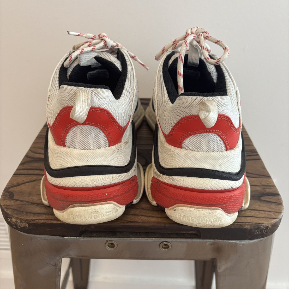Balenciaga Balenciaga White Red Triple S Size 41 Size US 8 / EU 41 - 5 Thumbnail