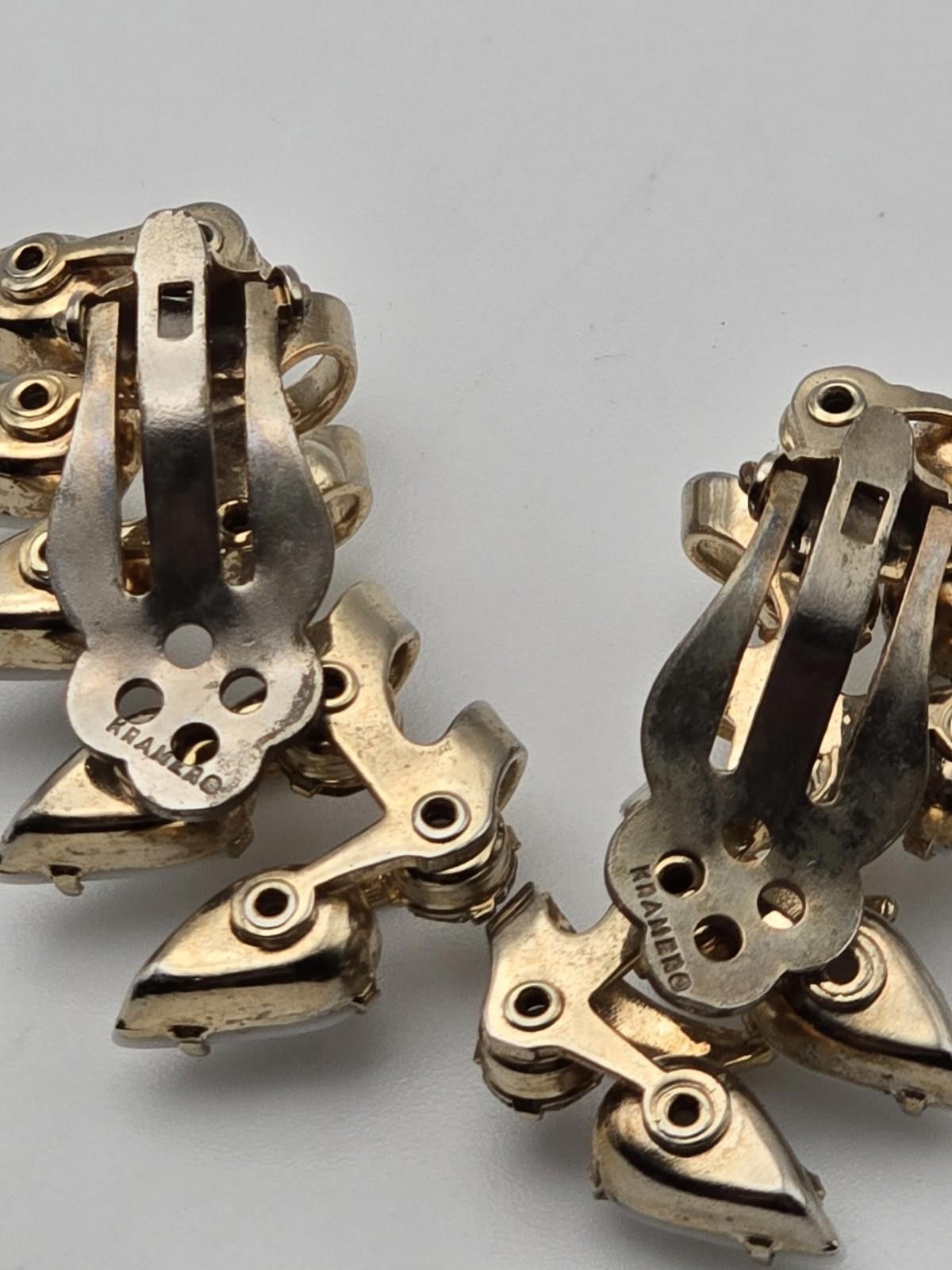 Stormy Kromer Vintage Kramer Milk Glass Rhinestone Clip-On Earrings Size ONE SIZE - 5 Thumbnail
