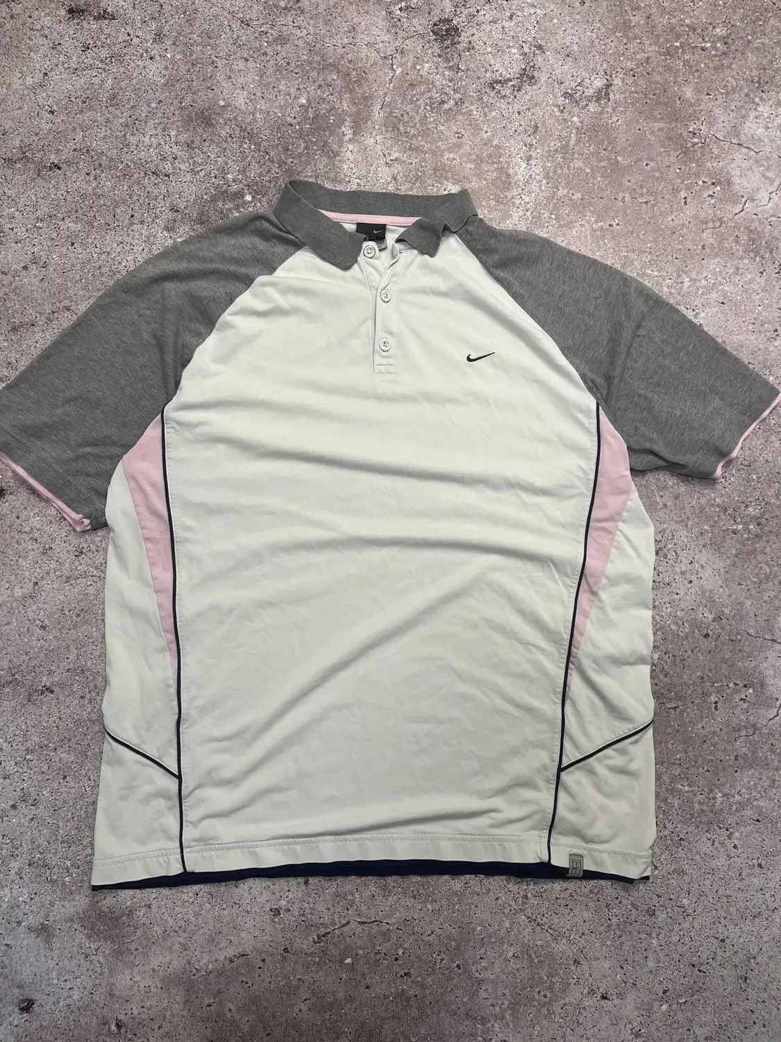 Nike Vintage Nike Dri-Fit Polo Shirt Light Black Panel Stitch Size US XL / EU 56 / 4 - 1 Thumbnail