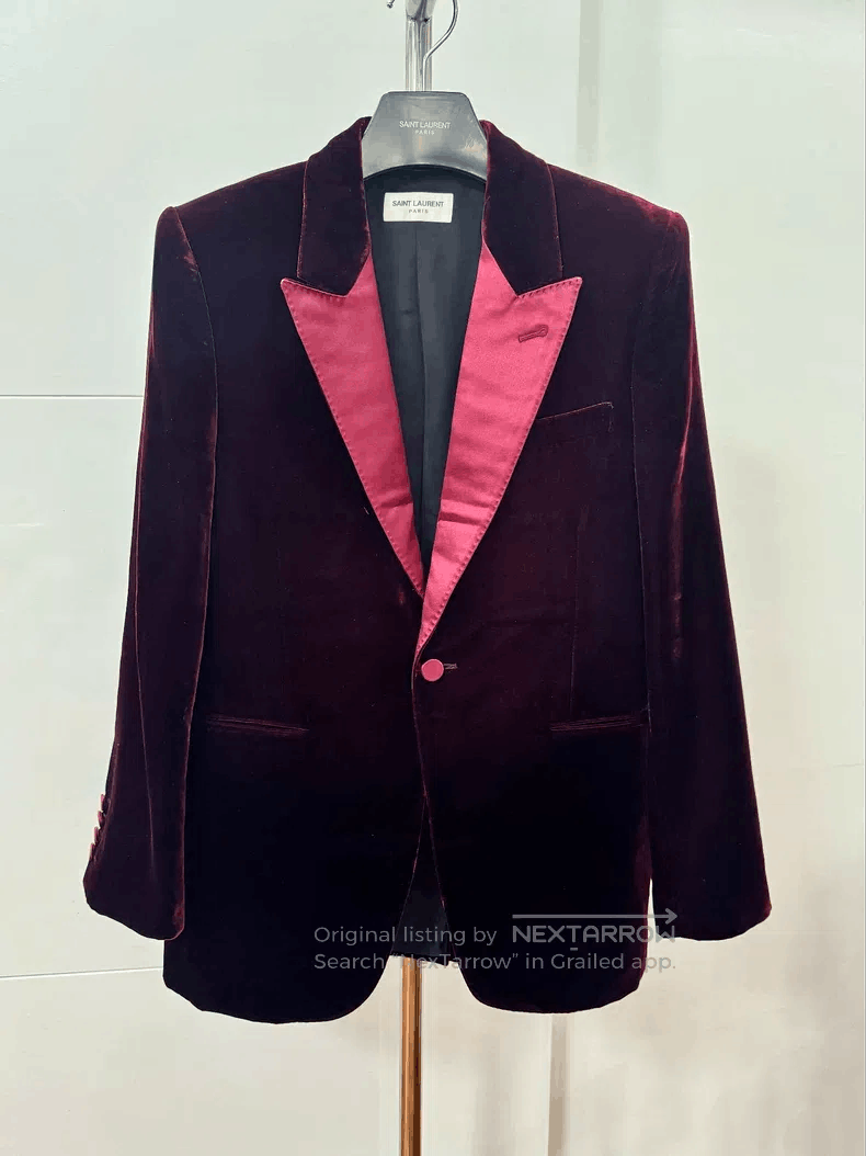 Saint Laurent Paris Saint Laurent Paris Red Velvet Suit Size US S / EU 44-46 / 1 - 1 Thumbnail