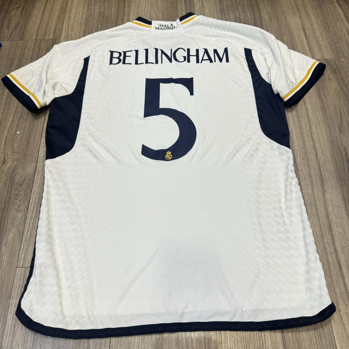 Adidas Real madrid 23/24 player issue home shirt #5 Bellingham Size US L / EU 52-54 / 3 - 2 Thumbnail