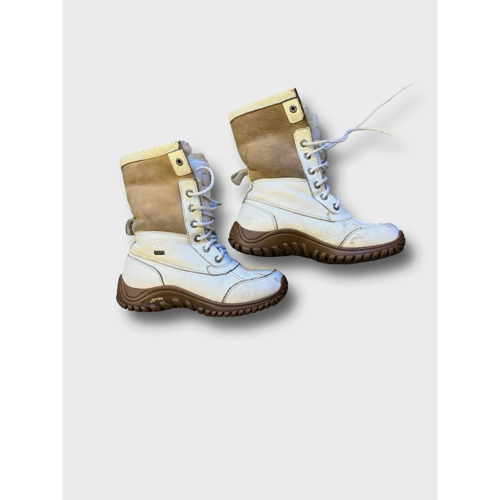 Ugg UGG Women's White Waterproof Shearling Lace-Up Snow Boots Size US 6 / IT 36 - 5 Thumbnail