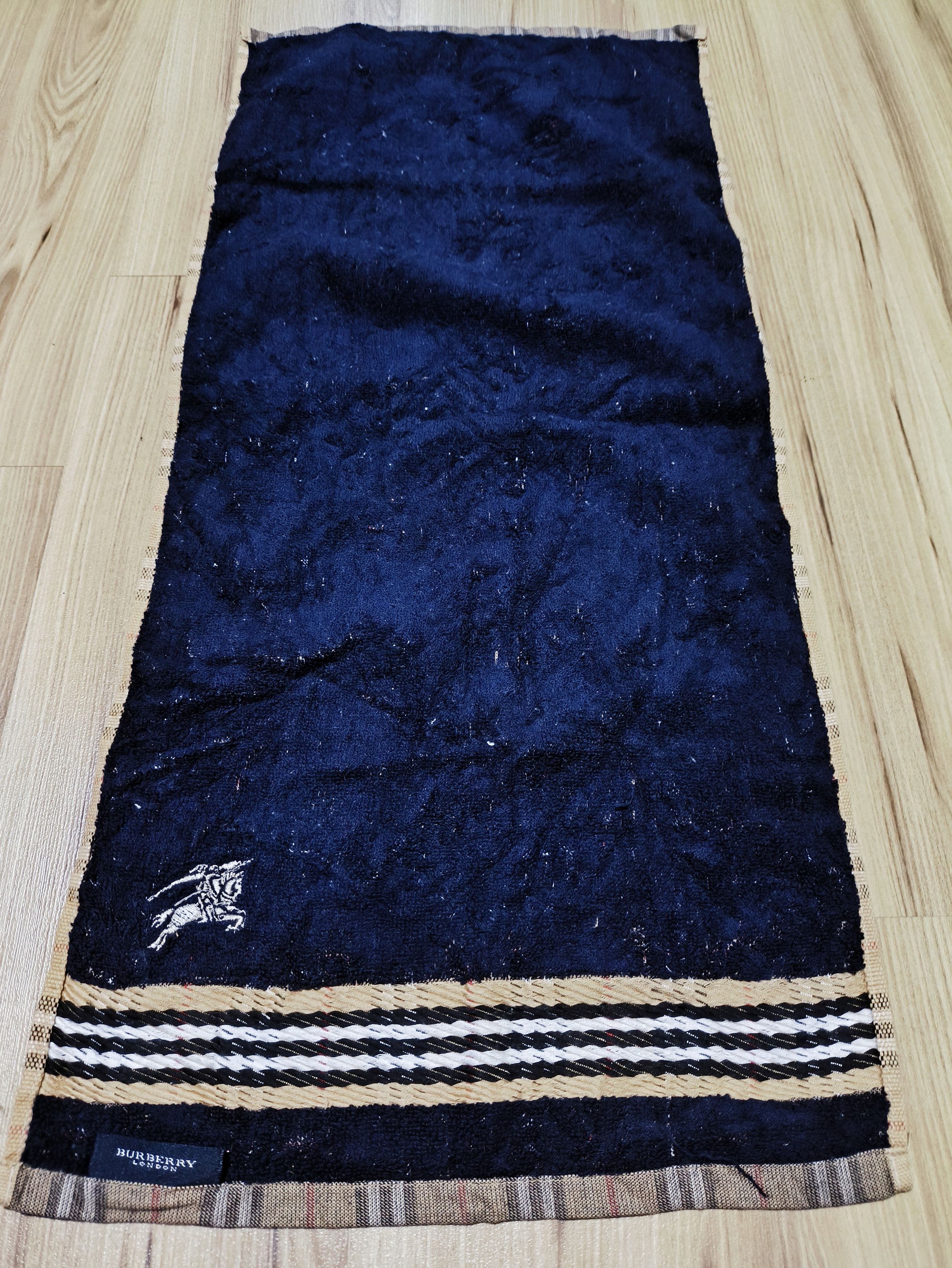 Burberry Authentic Burberry Check Bath/Beach Towel Unisex RARE 3pcs Size ONE SIZE - 2 Thumbnail